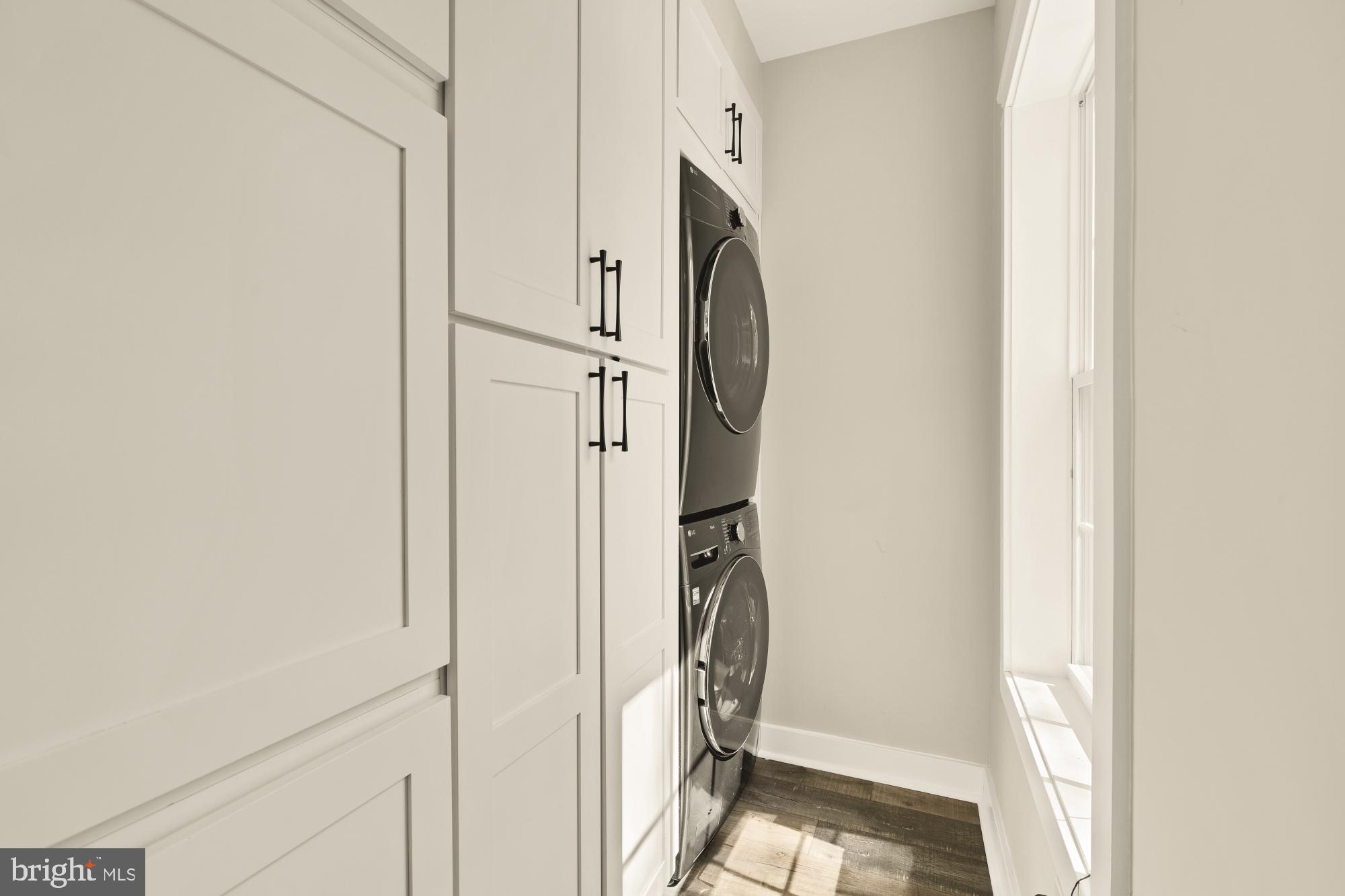 ROCK CREEK PALISADES - Residential