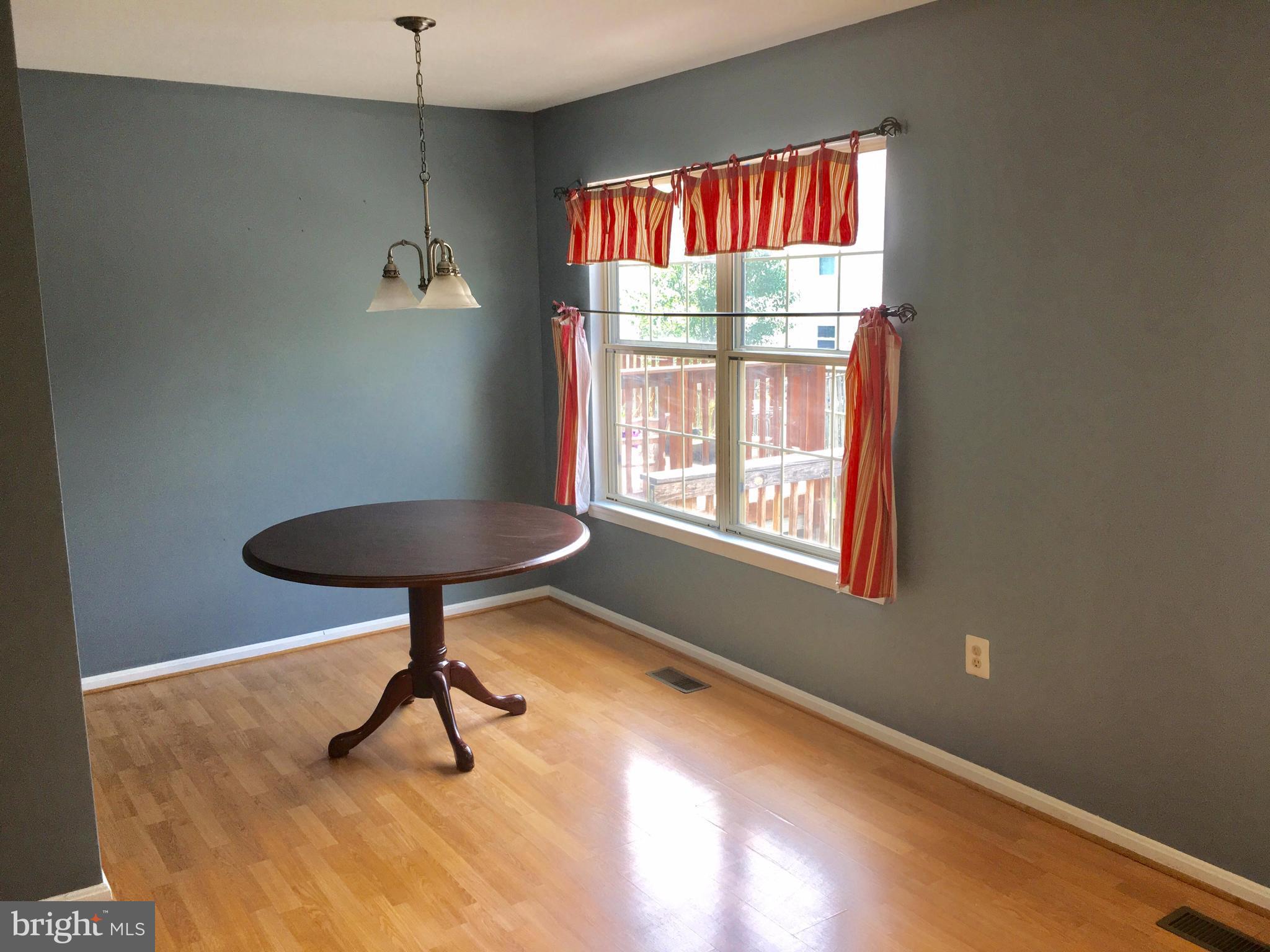 CROFTON COMMONS - Residential