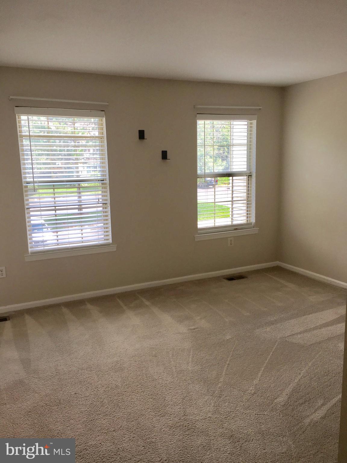 CROFTON COMMONS - Residential