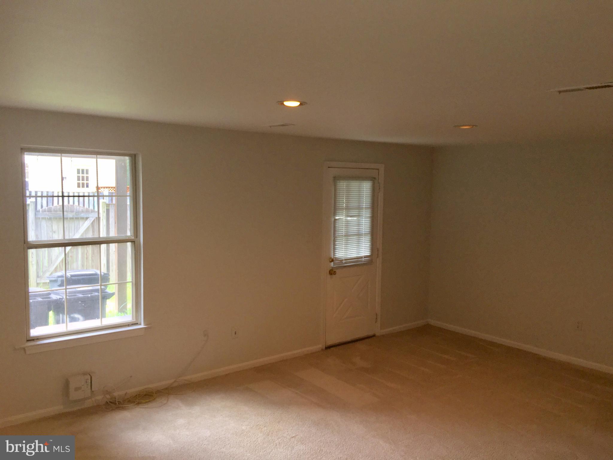 CROFTON COMMONS - Residential