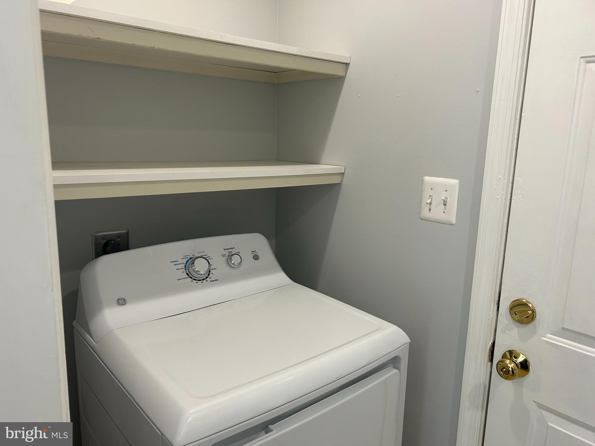 CALVERT BEACH ESTATES - Residential Lease