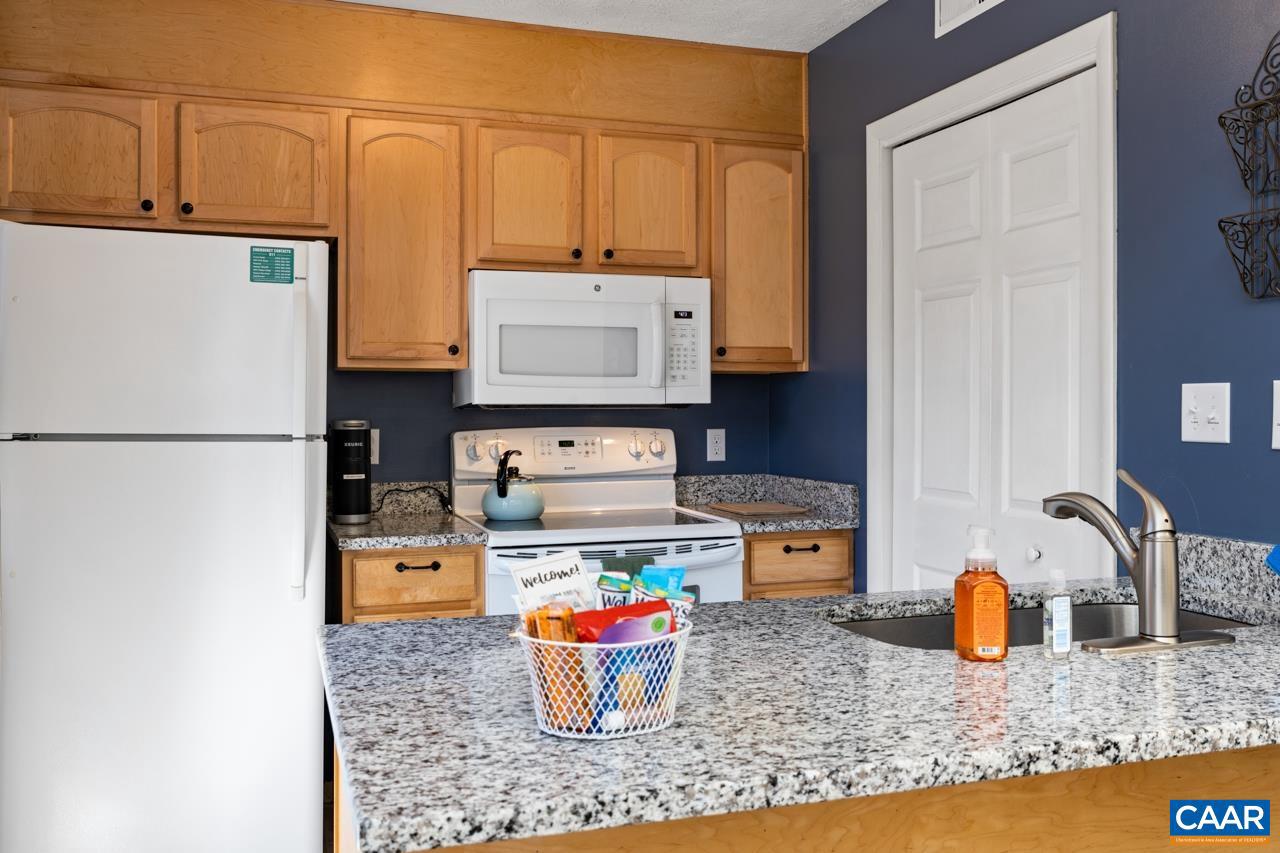 WINTERGREEN RESORT - Residential