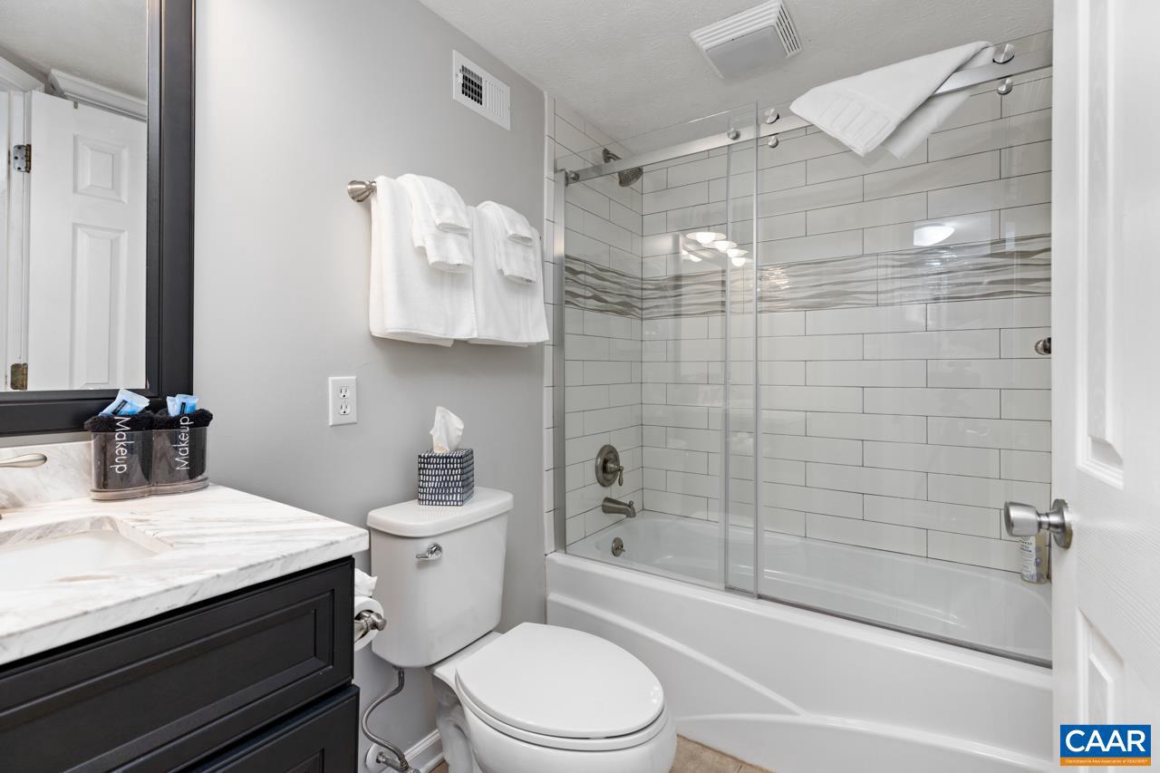 WINTERGREEN RESORT - Residential