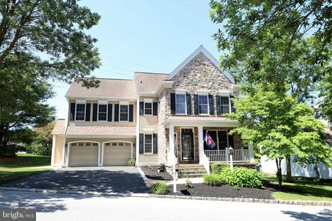 Photo of 308 LITTLE HL, LANCASTER, PA 17602 (MLS # PALA2036152)