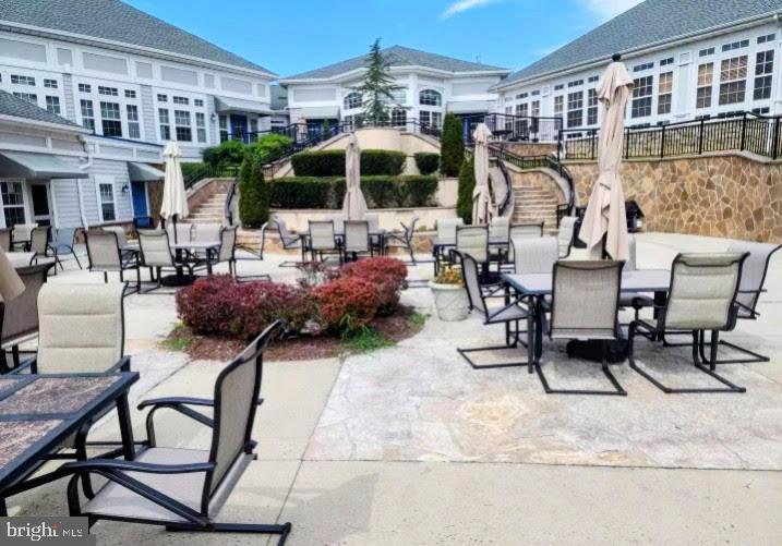 CAMERON GROVE - Residential