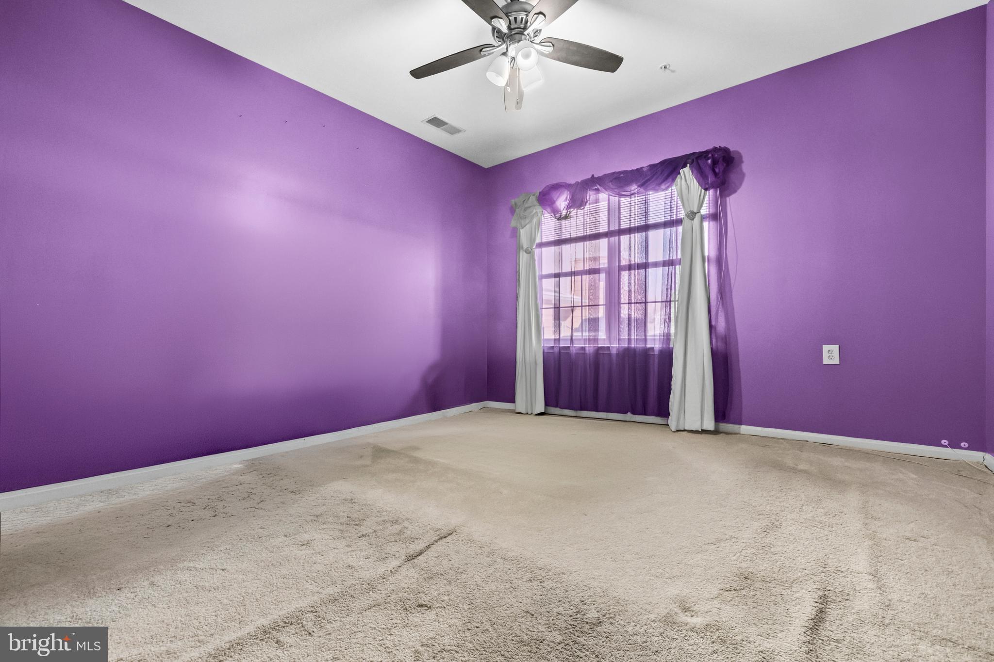 CAMERON GROVE - Residential