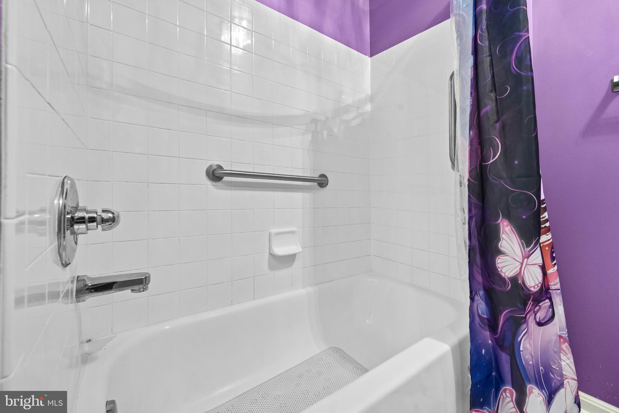 CAMERON GROVE - Residential