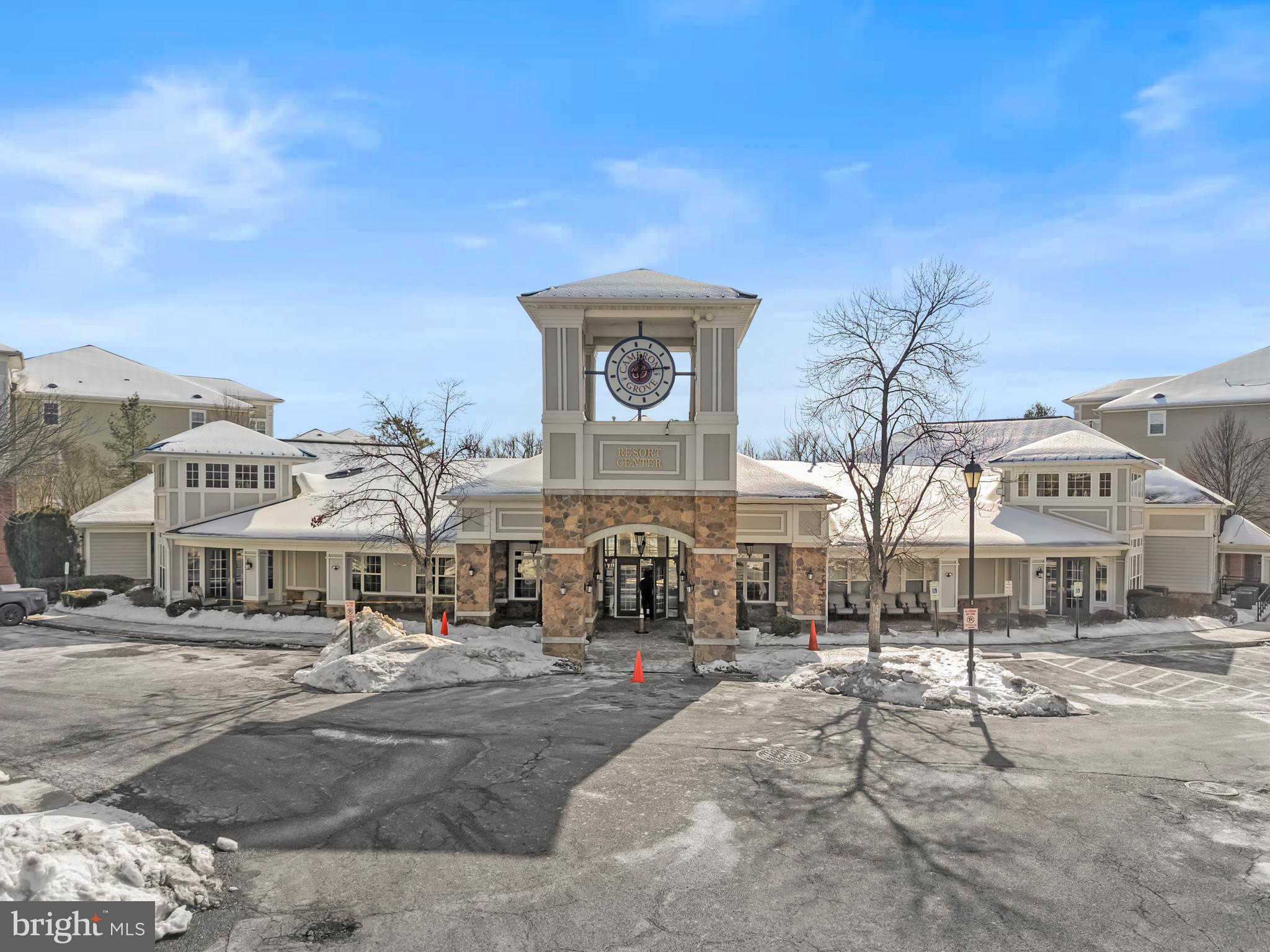 CAMERON GROVE - Residential