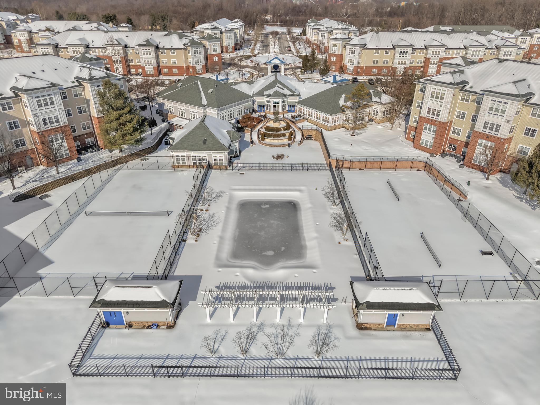 CAMERON GROVE - Residential