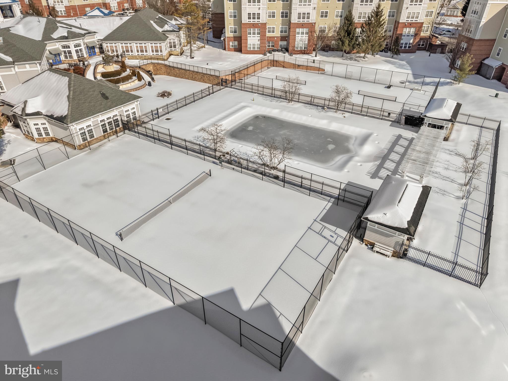 CAMERON GROVE - Residential