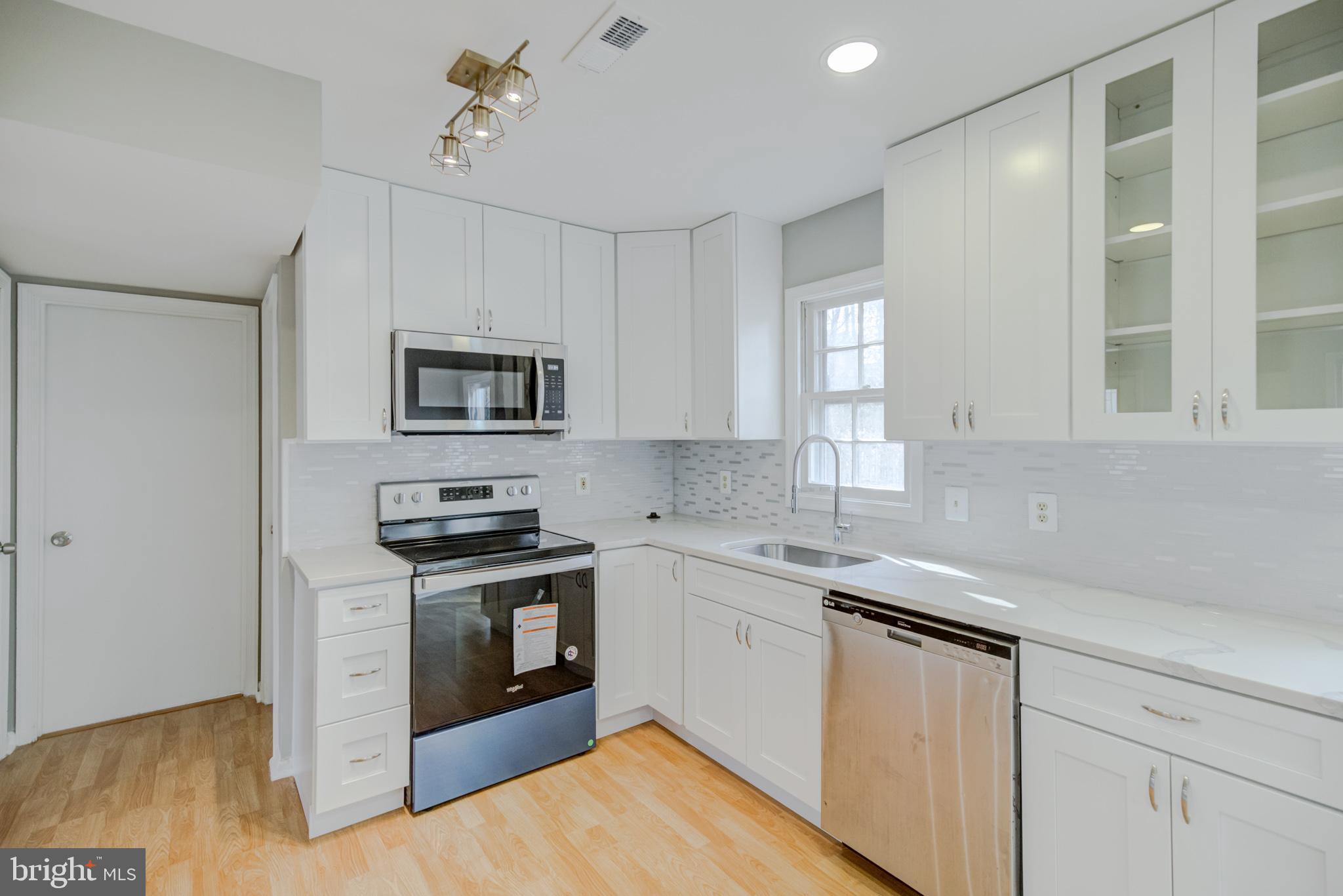 HICKORY RIDGE - Residential