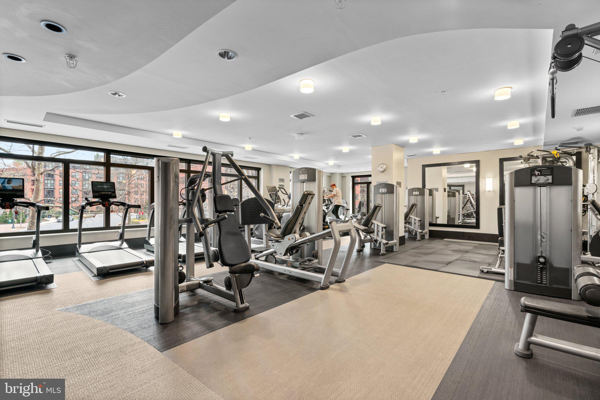 LIONSGATE - Residential