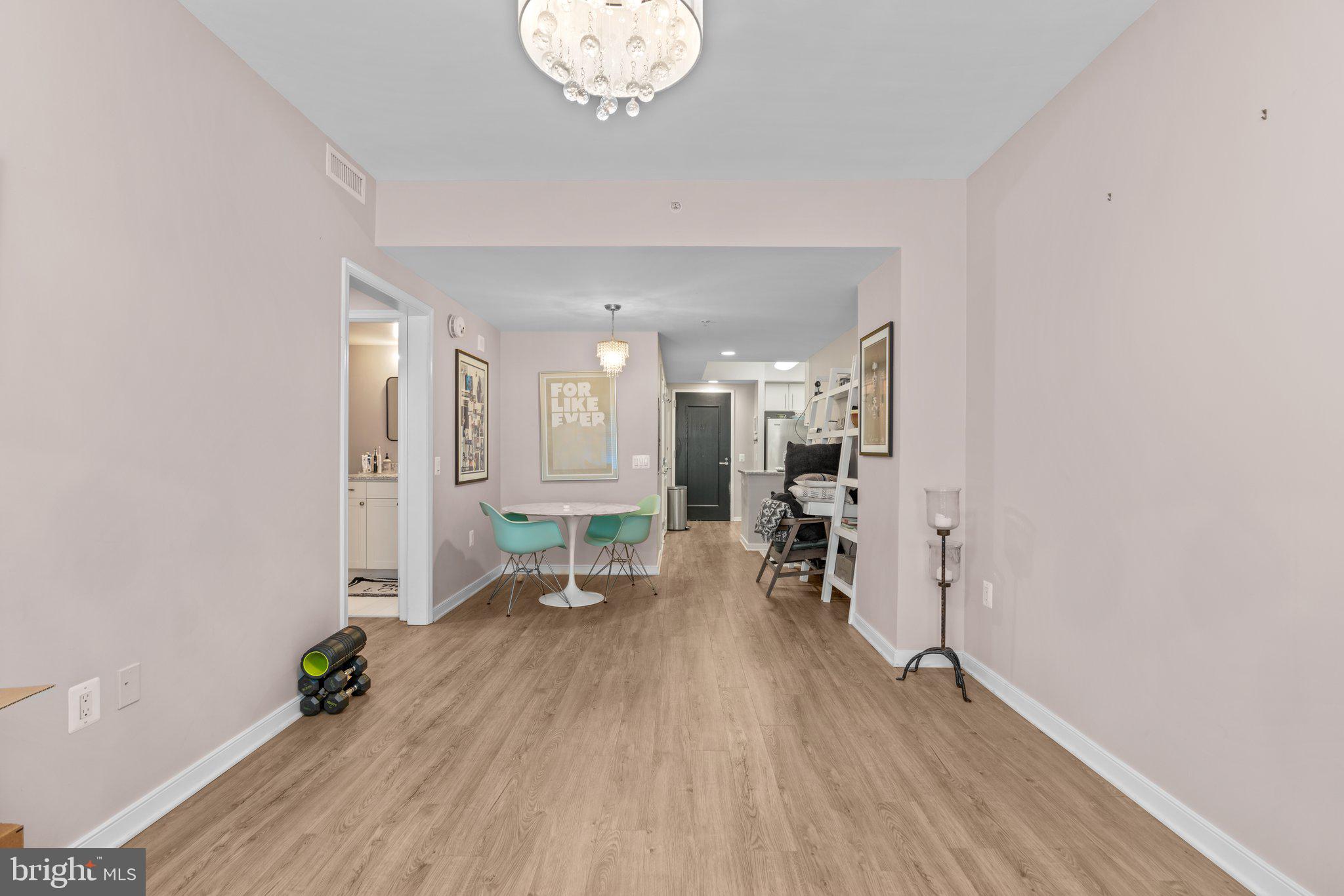 LIONSGATE - Residential