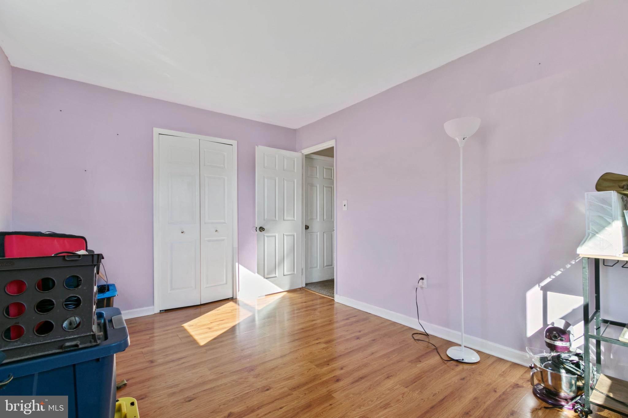 LAUREL - Residential