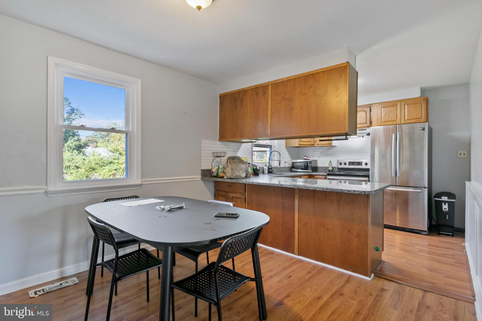 LAUREL - Residential