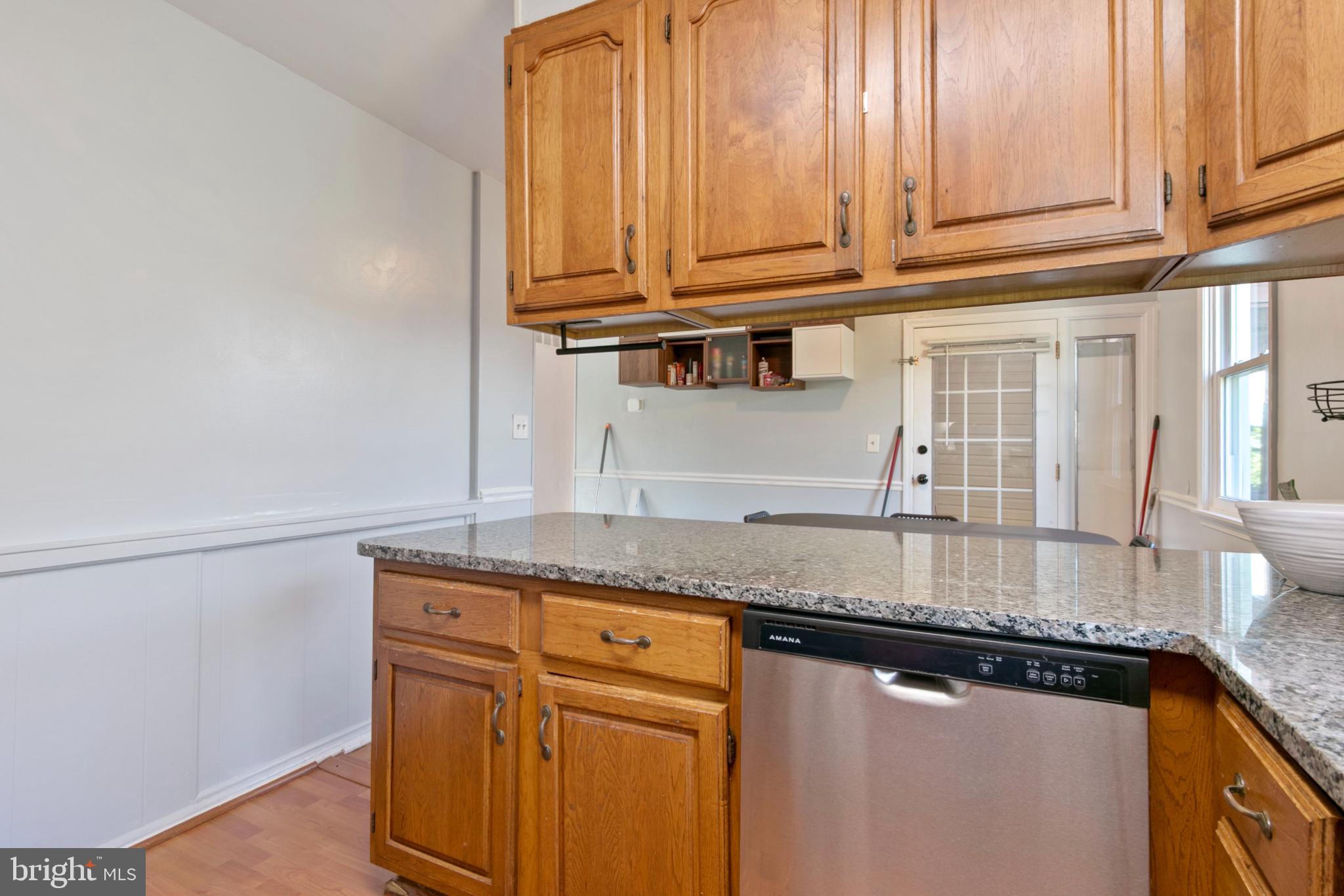 LAUREL - Residential