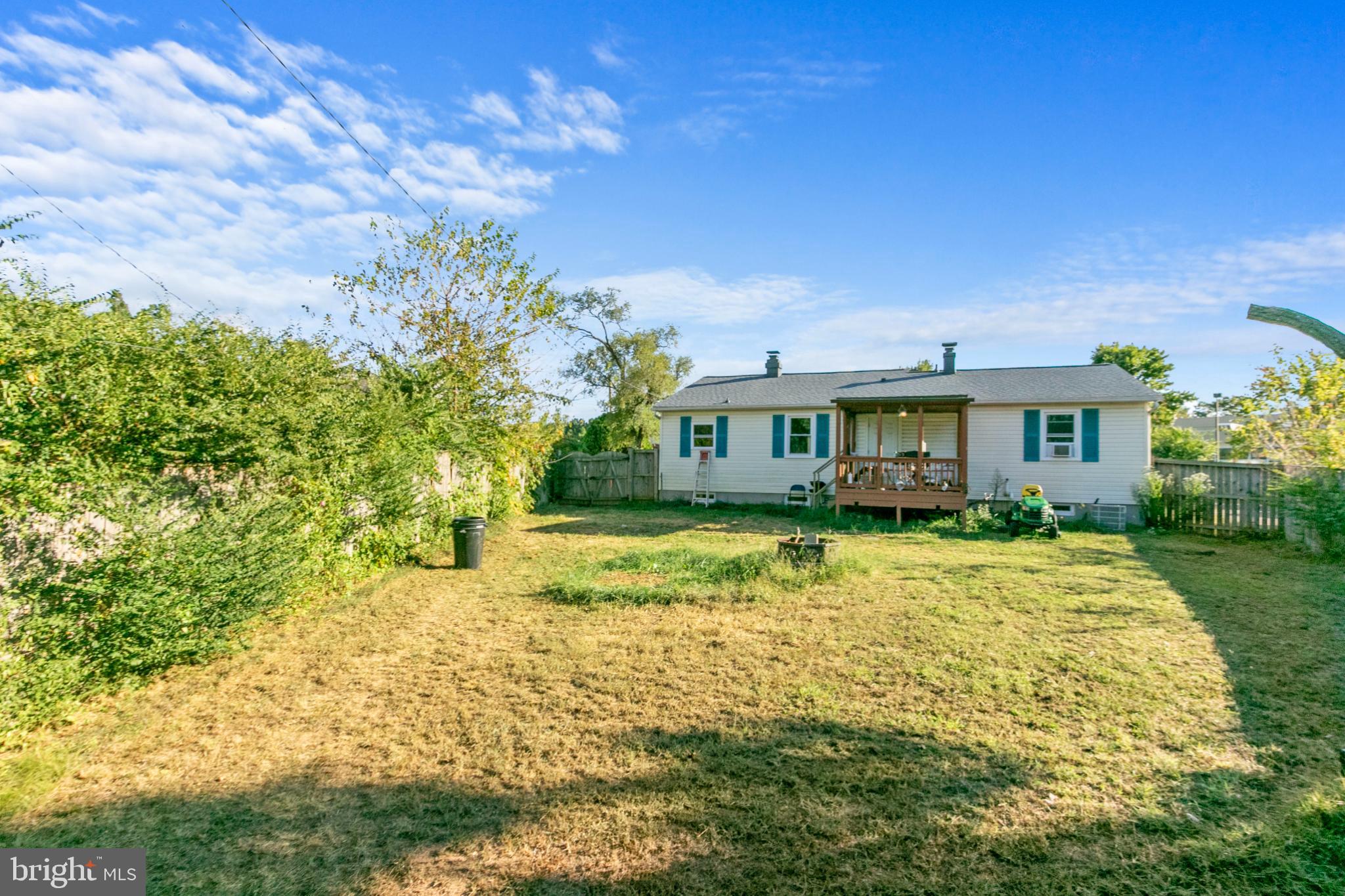 LAUREL - Residential