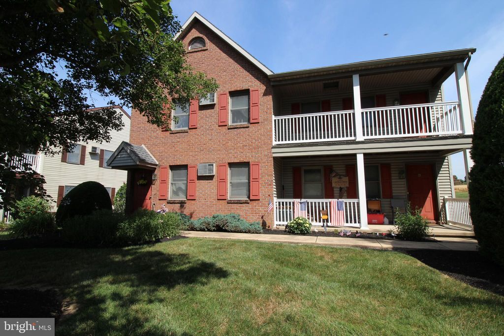 Photo of 6 Cardinal Drive #8, STEVENS, PA 17578 (MLS # PALA2077240)