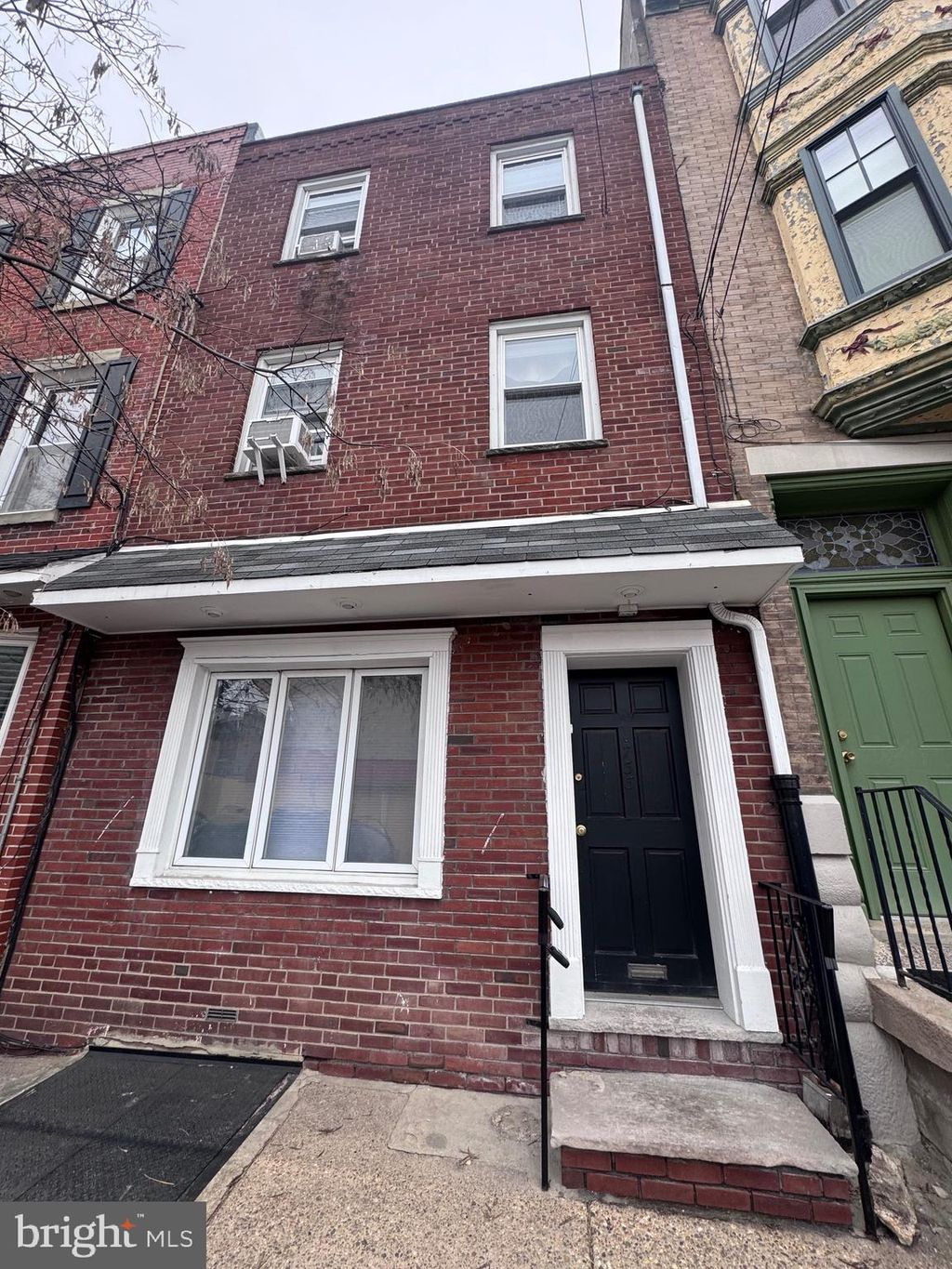 Photo of 733 S 7th Street, PHILADELPHIA, PA 19147 (MLS # PAPH2585920)