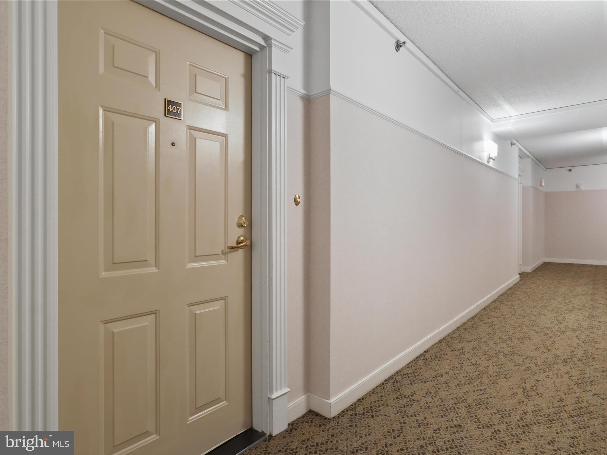 1050 N TAYLOR STREET 1-407