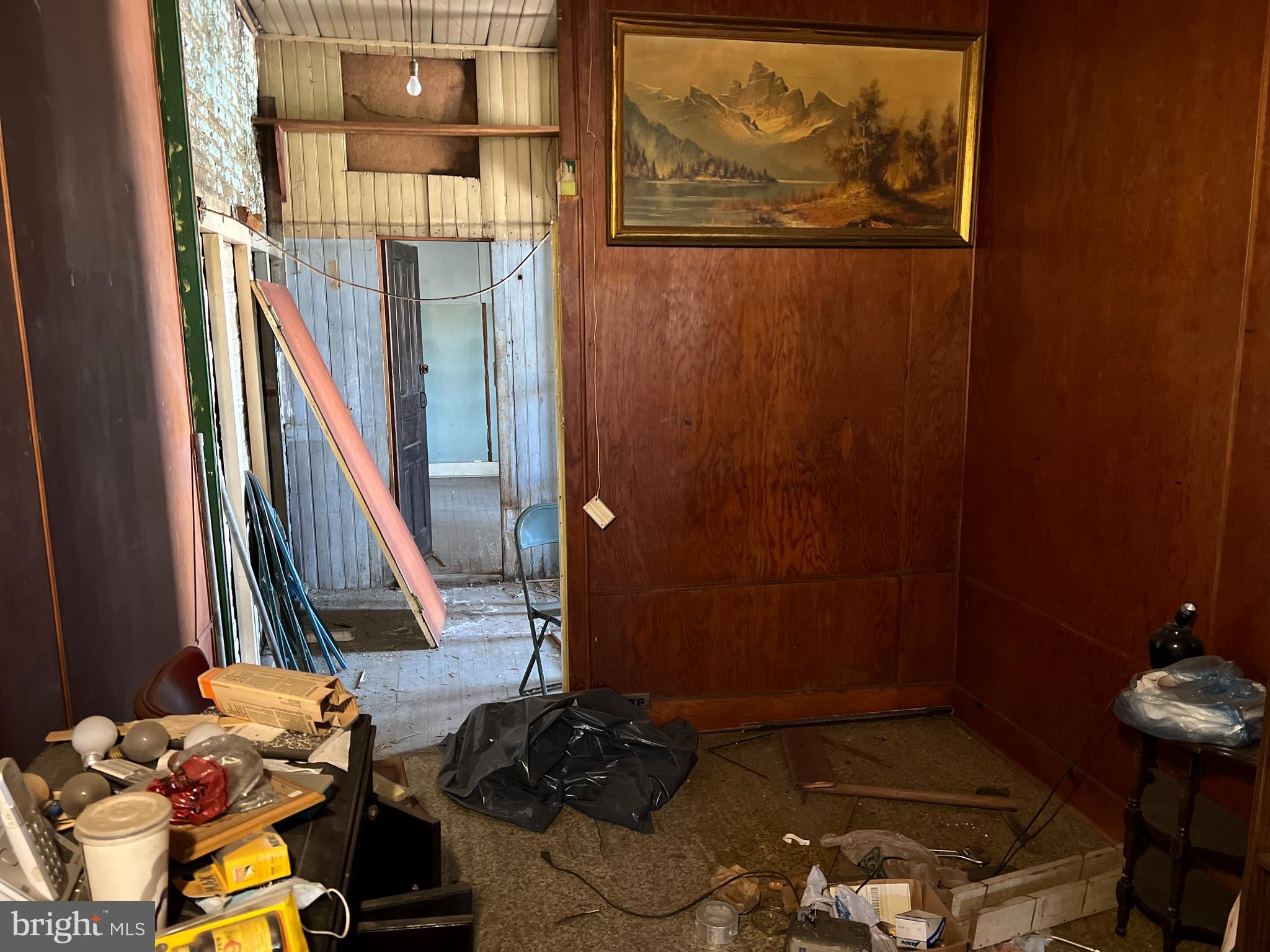 NORTH CENTRAL - Commercial Sale