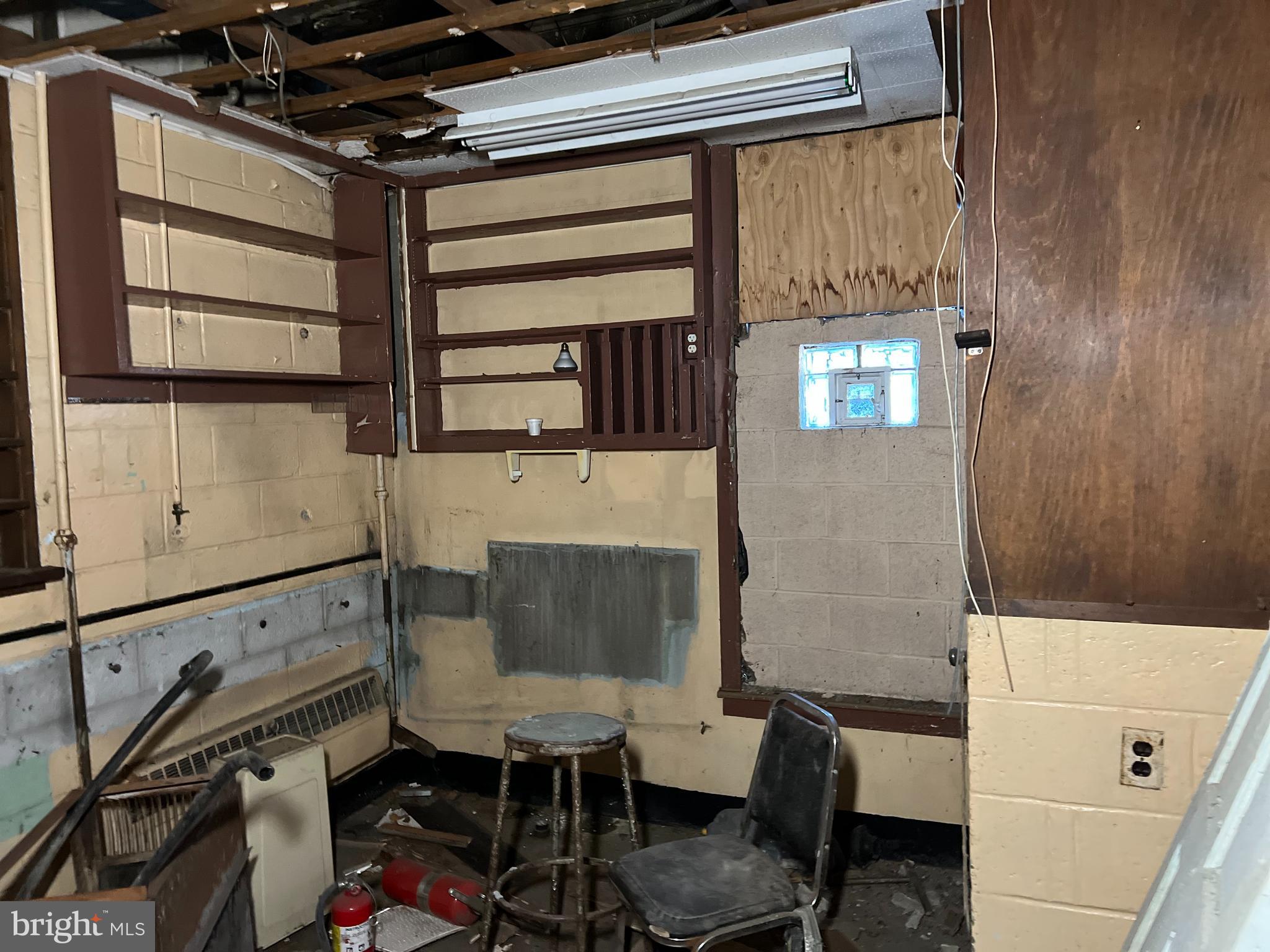 NORTH CENTRAL - Commercial Sale