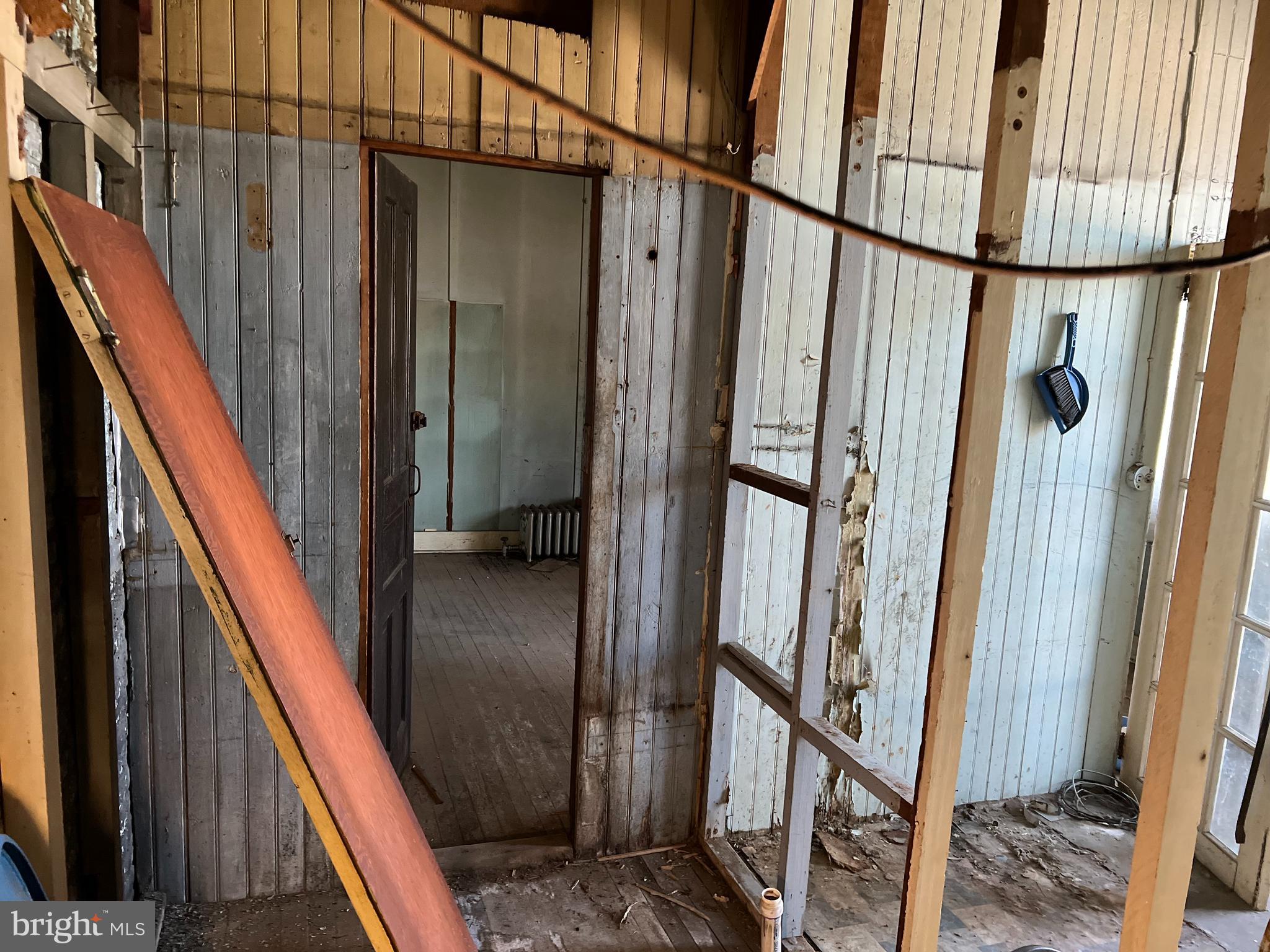 NORTH CENTRAL - Commercial Sale