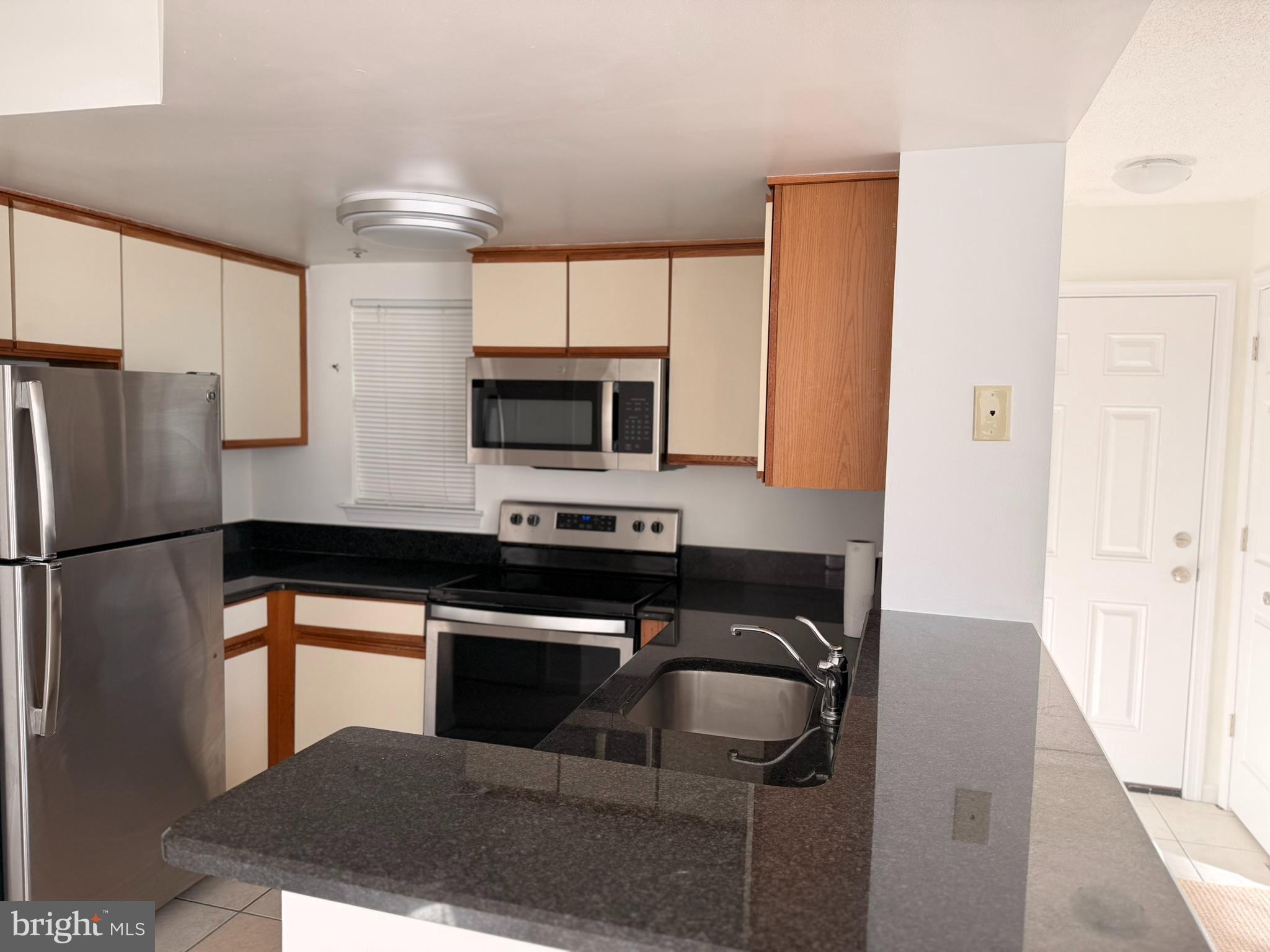 VISTAS AT BOWIE NEW TOWN - Residential Lease