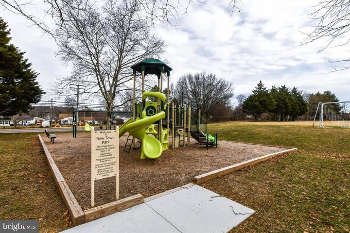 VISTAS AT BOWIE NEW TOWN - Residential Lease