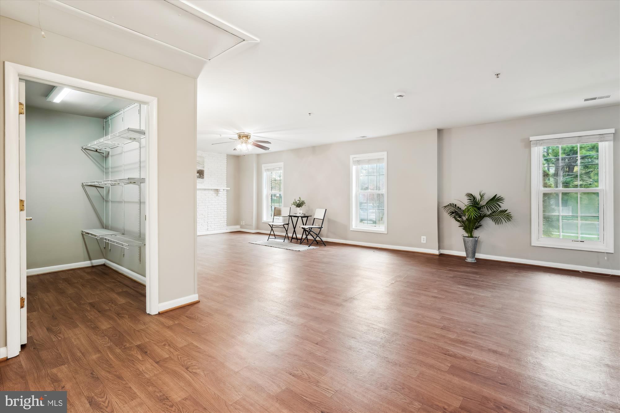 SANDY SPRING ESTATES - Residential