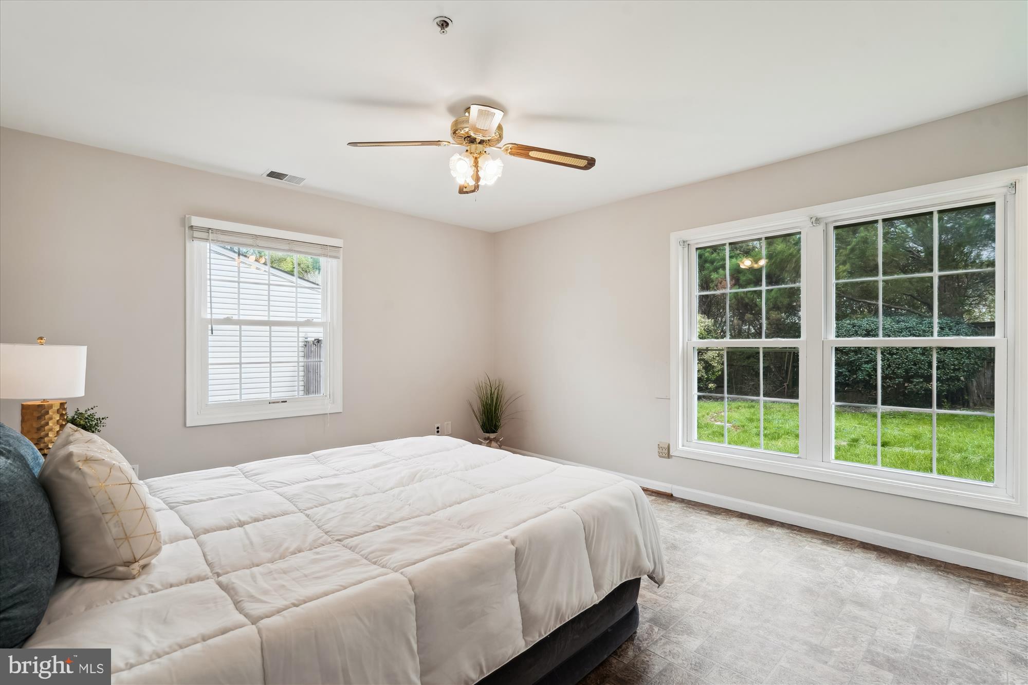 SANDY SPRING ESTATES - Residential