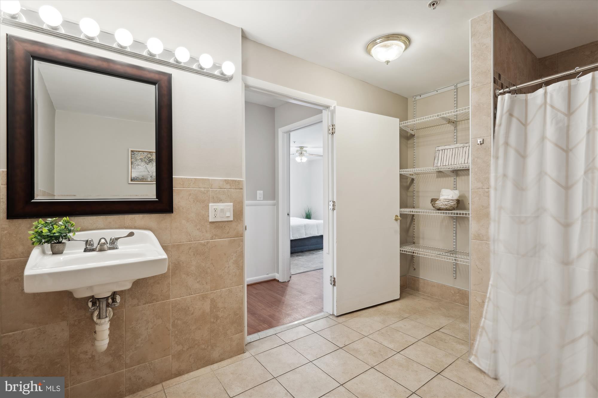 SANDY SPRING ESTATES - Residential