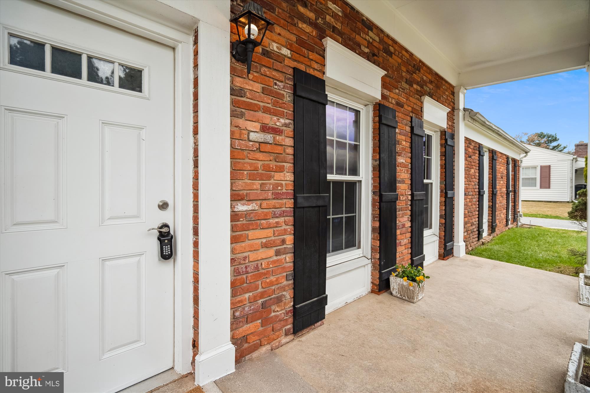 SANDY SPRING ESTATES - Residential