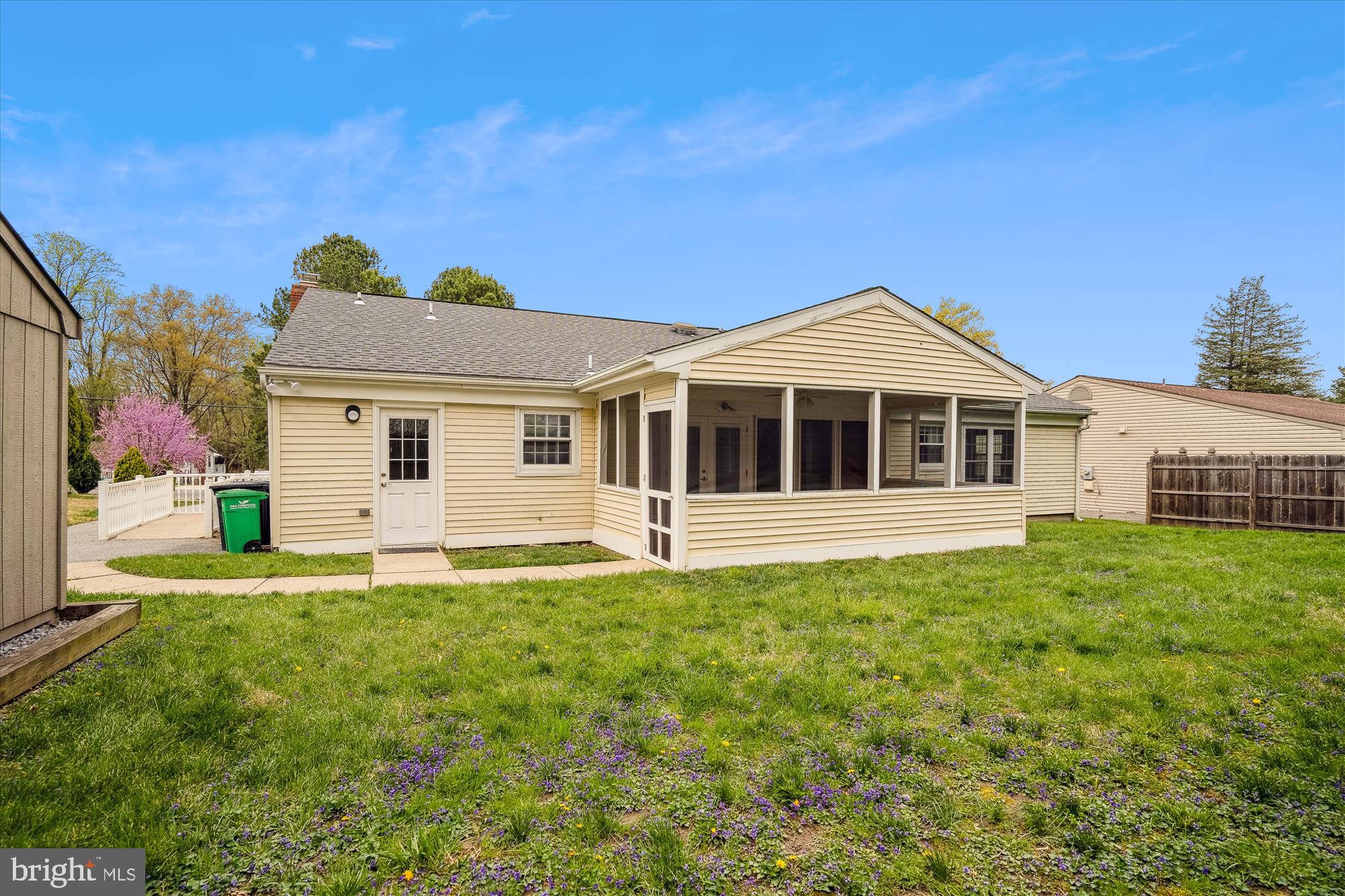 SANDY SPRING ESTATES - Residential