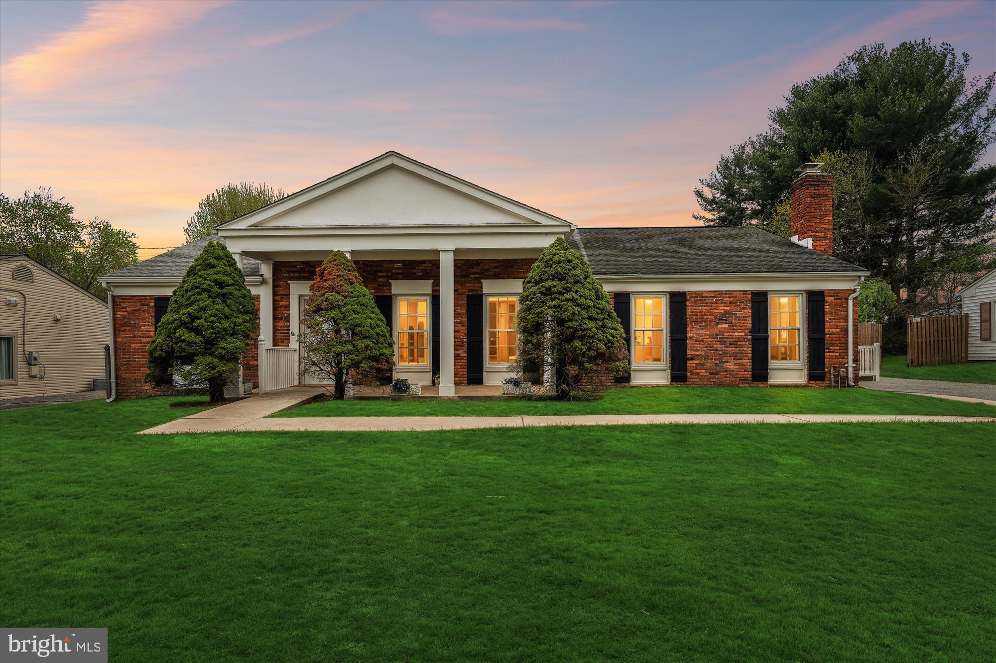 SANDY SPRING ESTATES - Residential