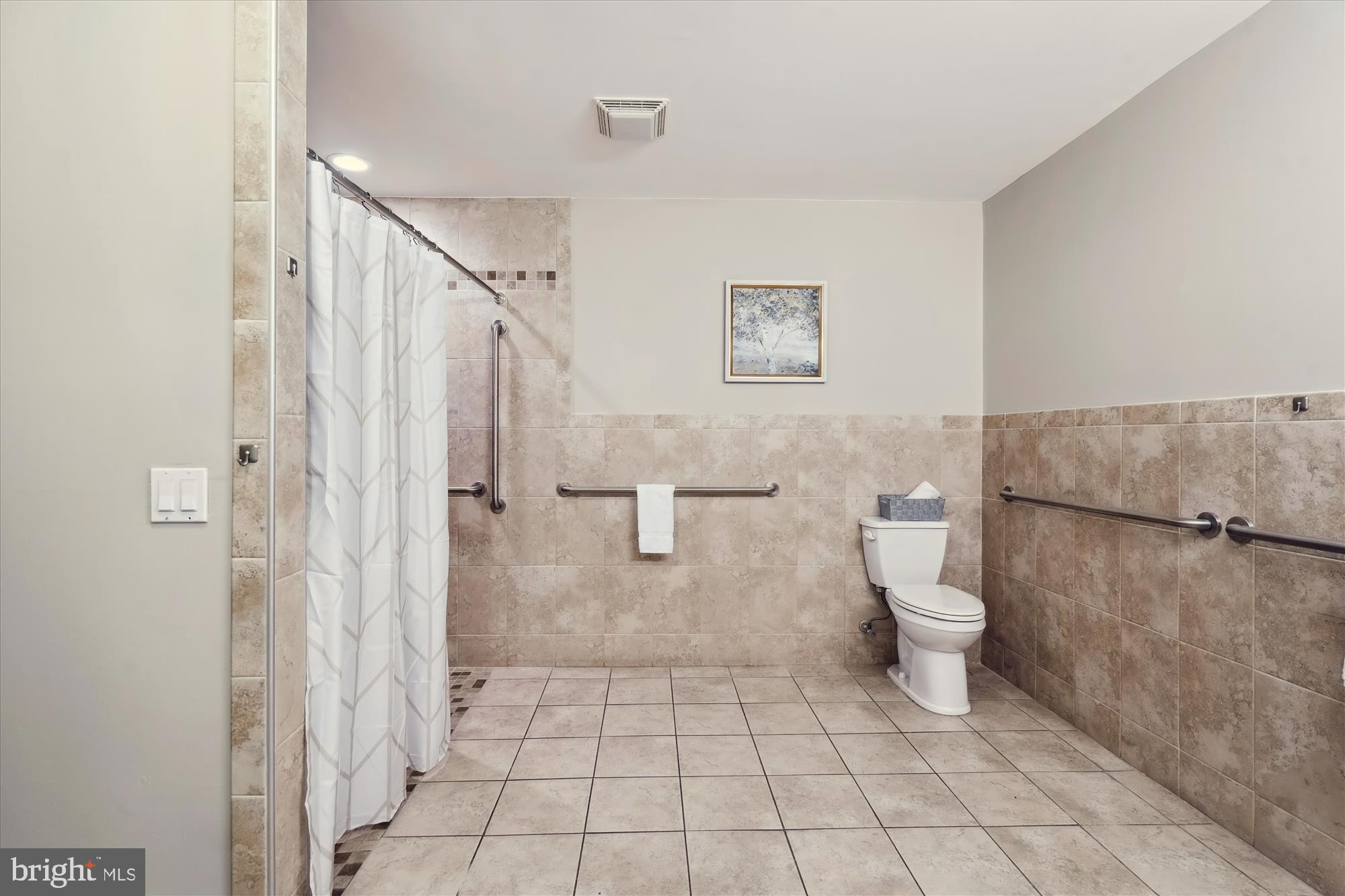 SANDY SPRING ESTATES - Residential