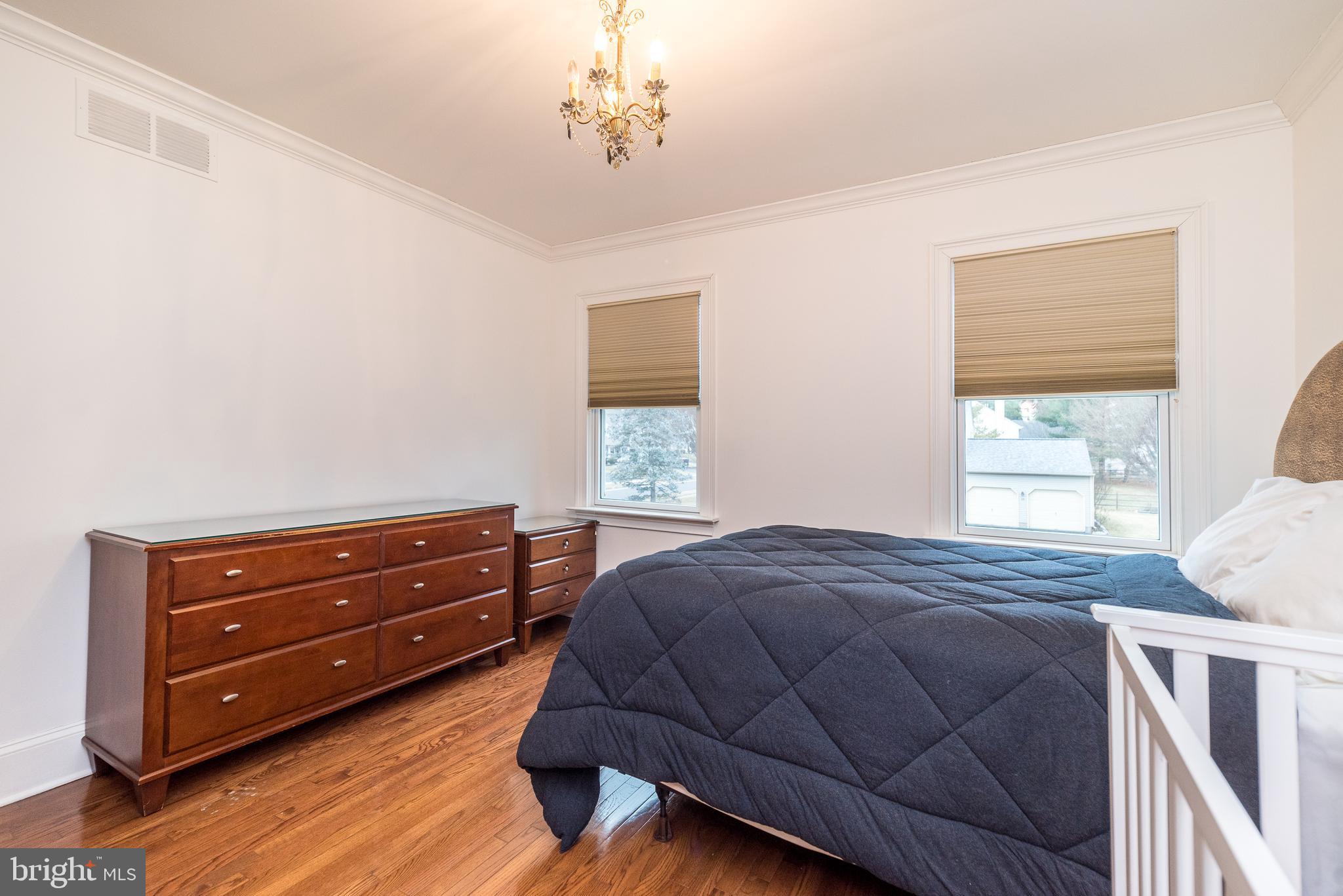 CROWN POINTE - Residential