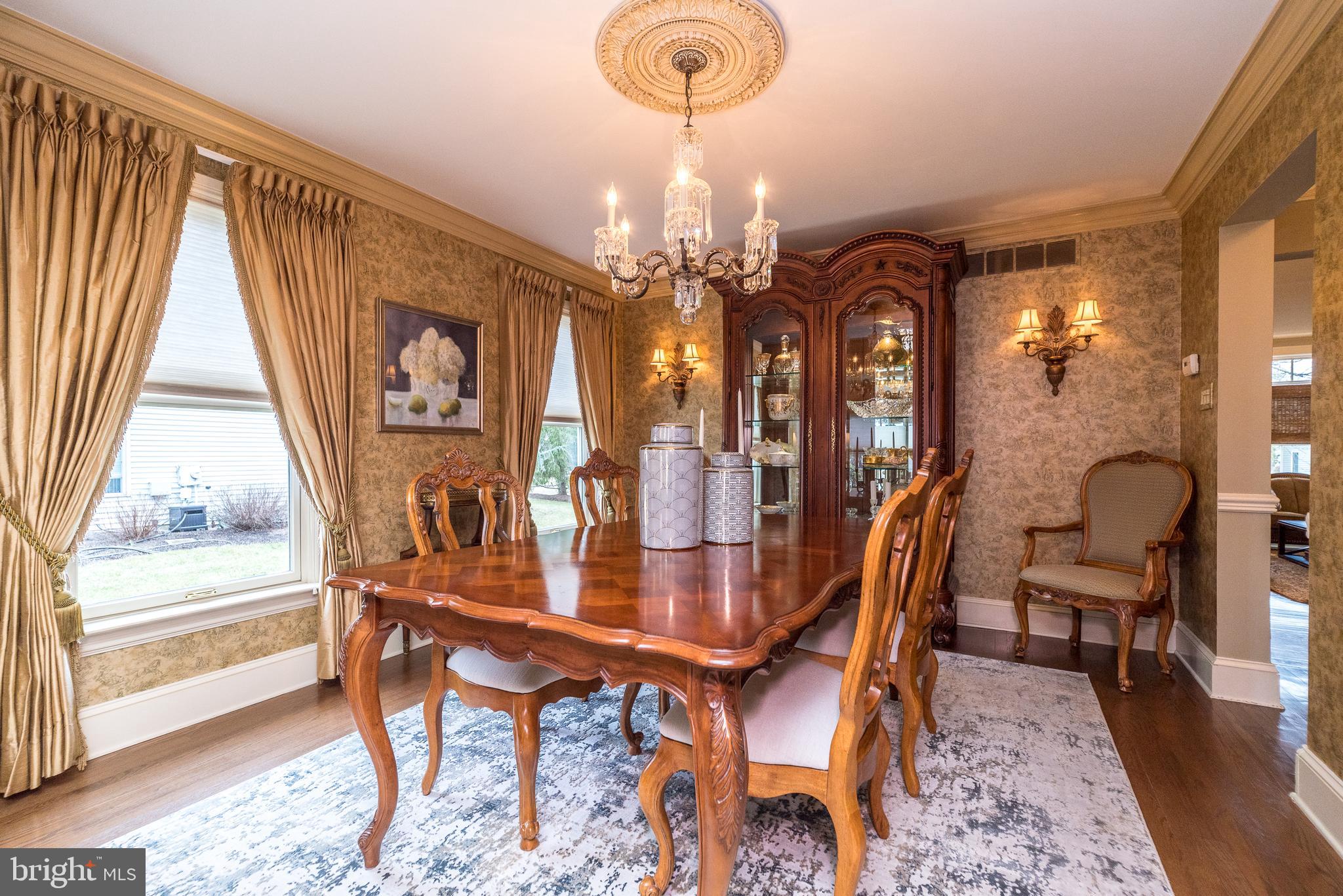 CROWN POINTE - Residential