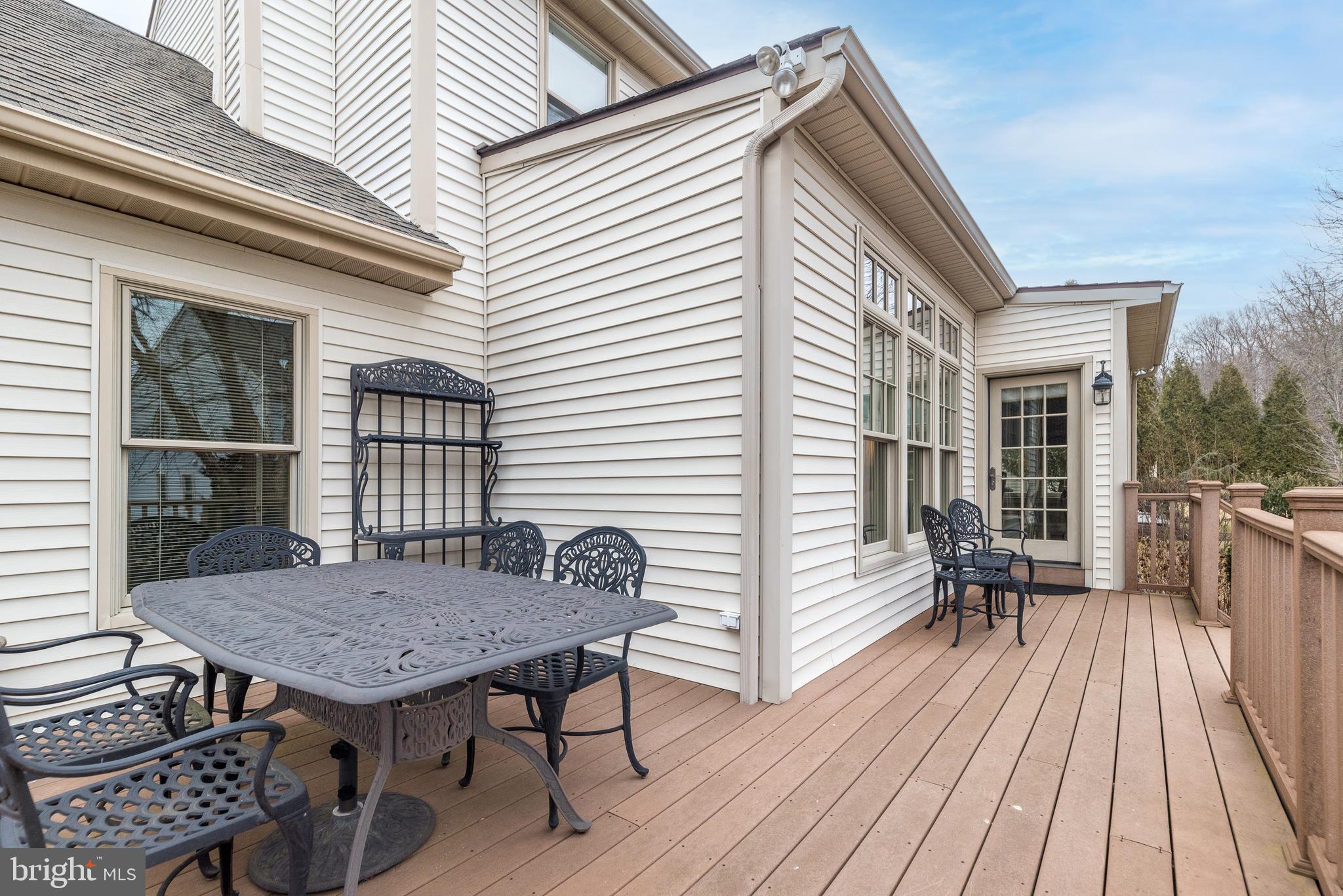 CROWN POINTE - Residential