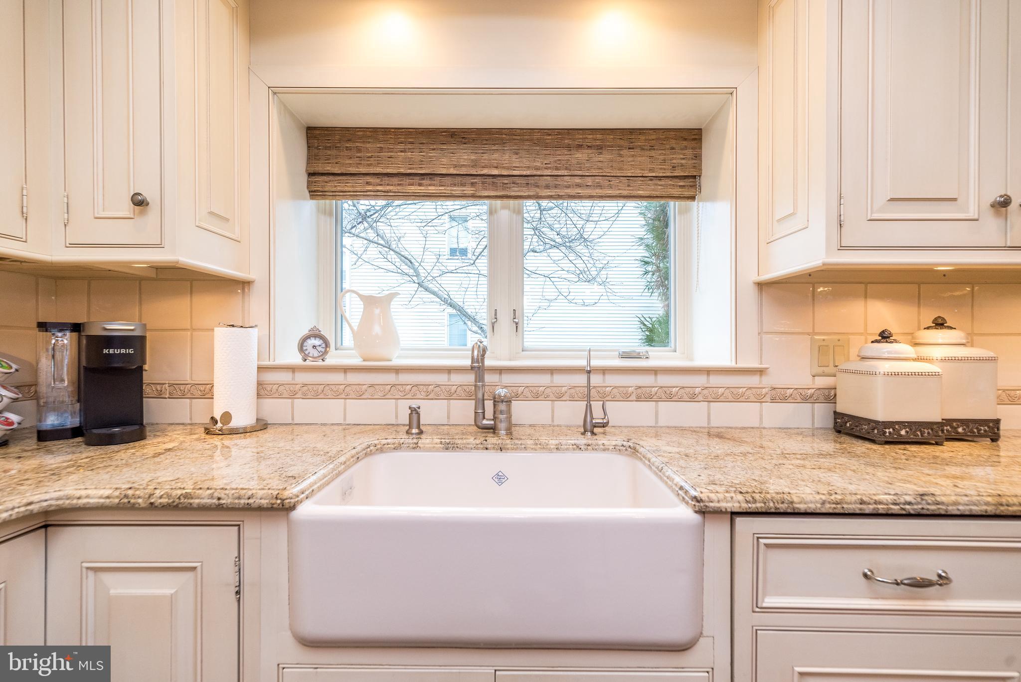 CROWN POINTE - Residential