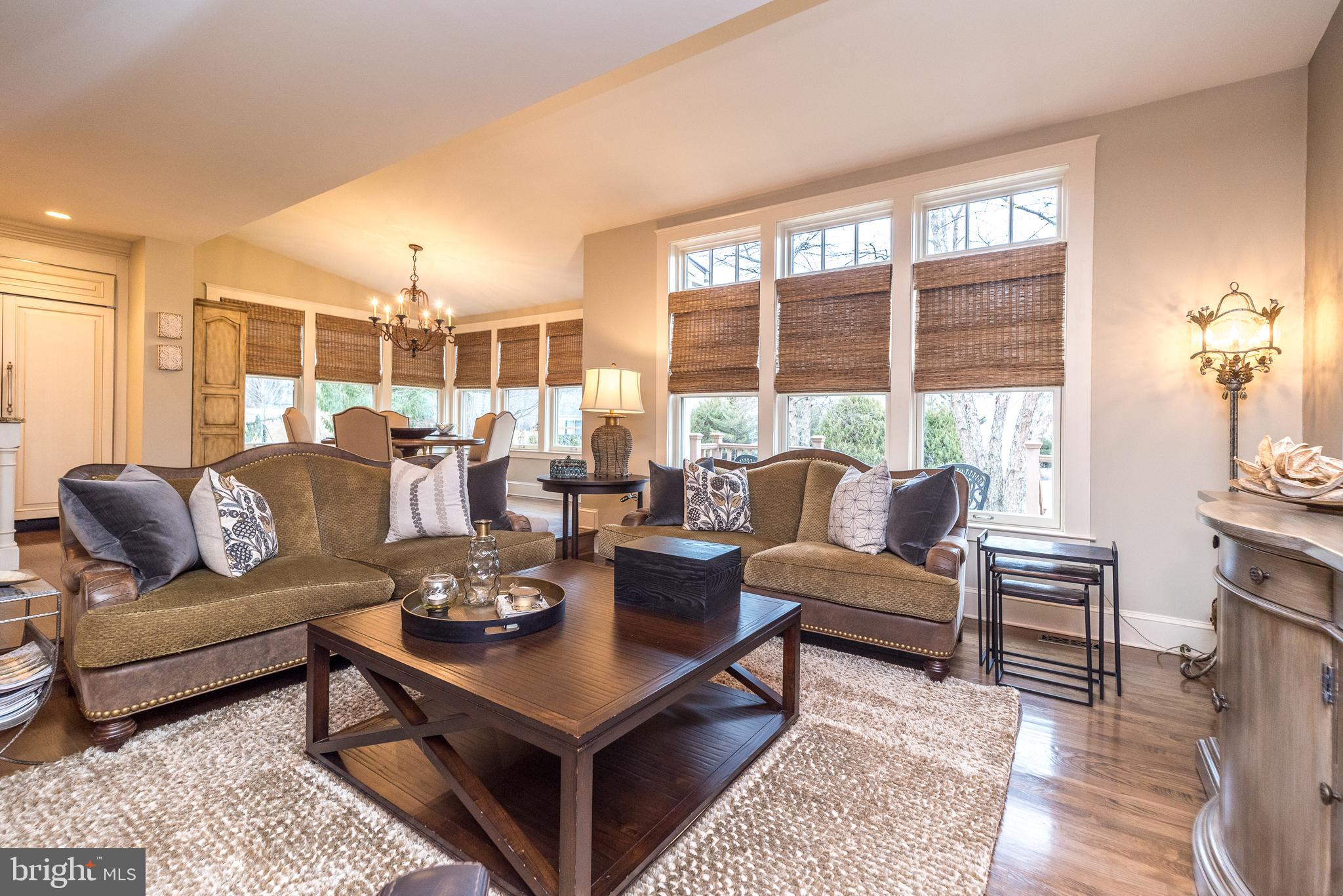 CROWN POINTE - Residential