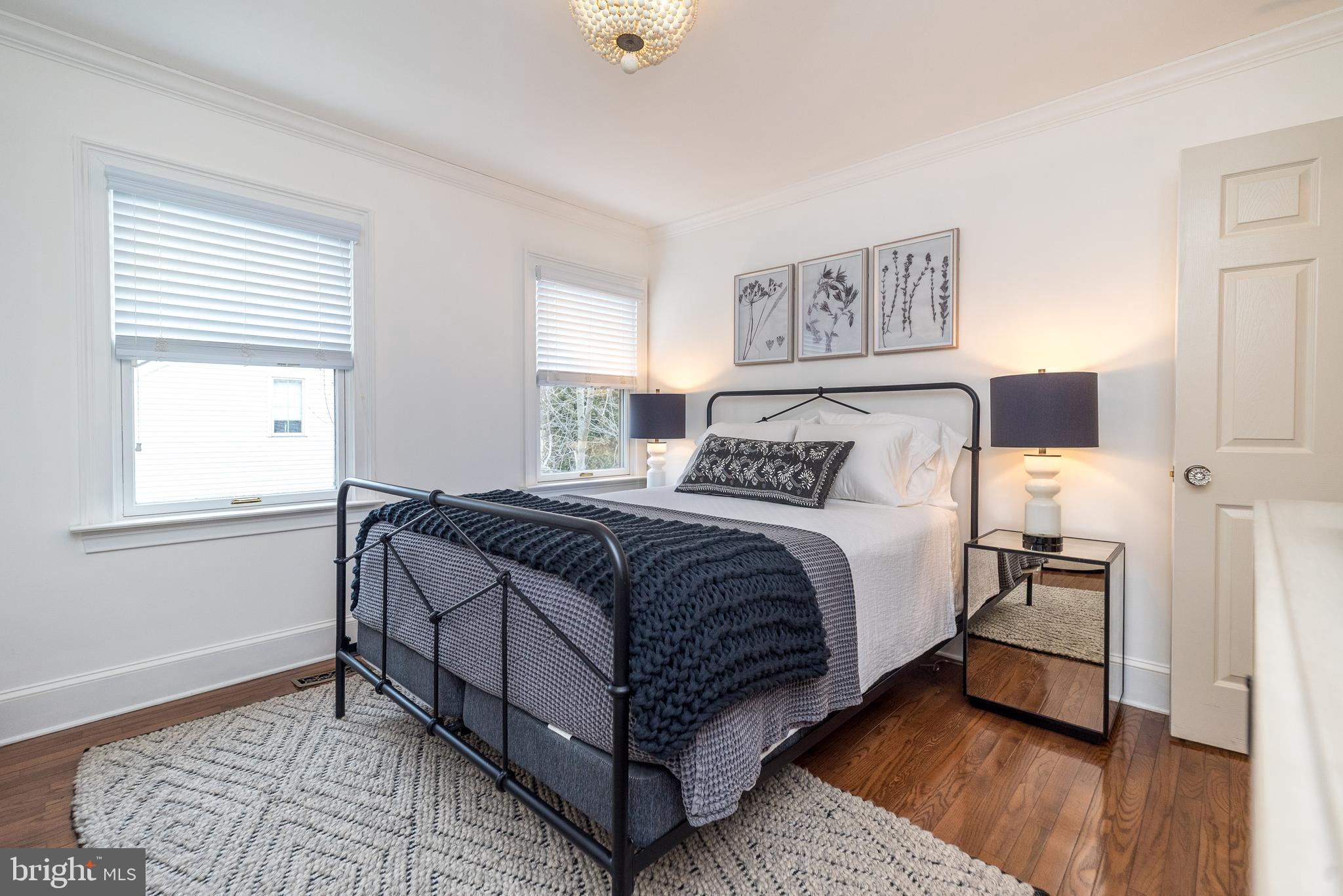 CROWN POINTE - Residential