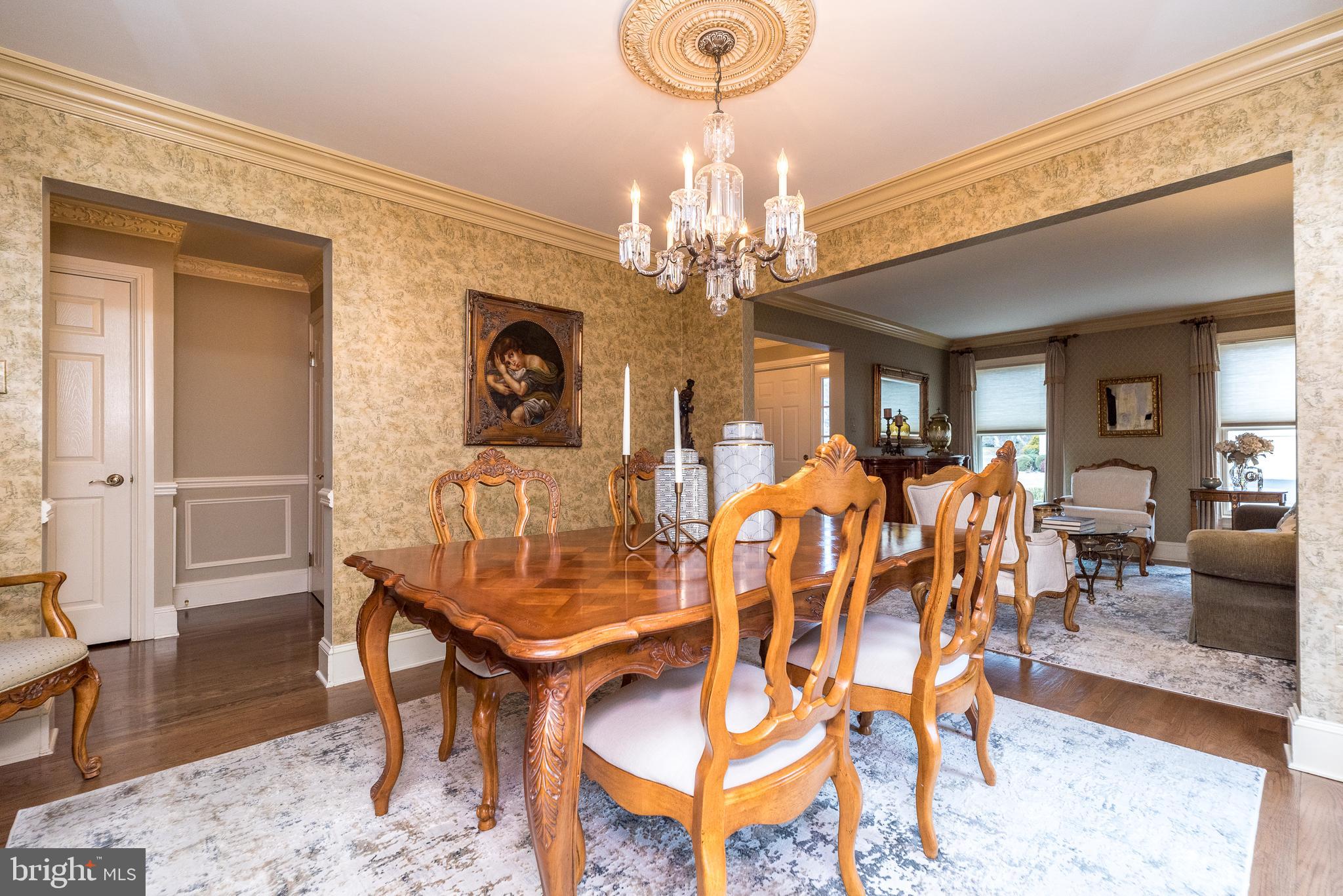 CROWN POINTE - Residential