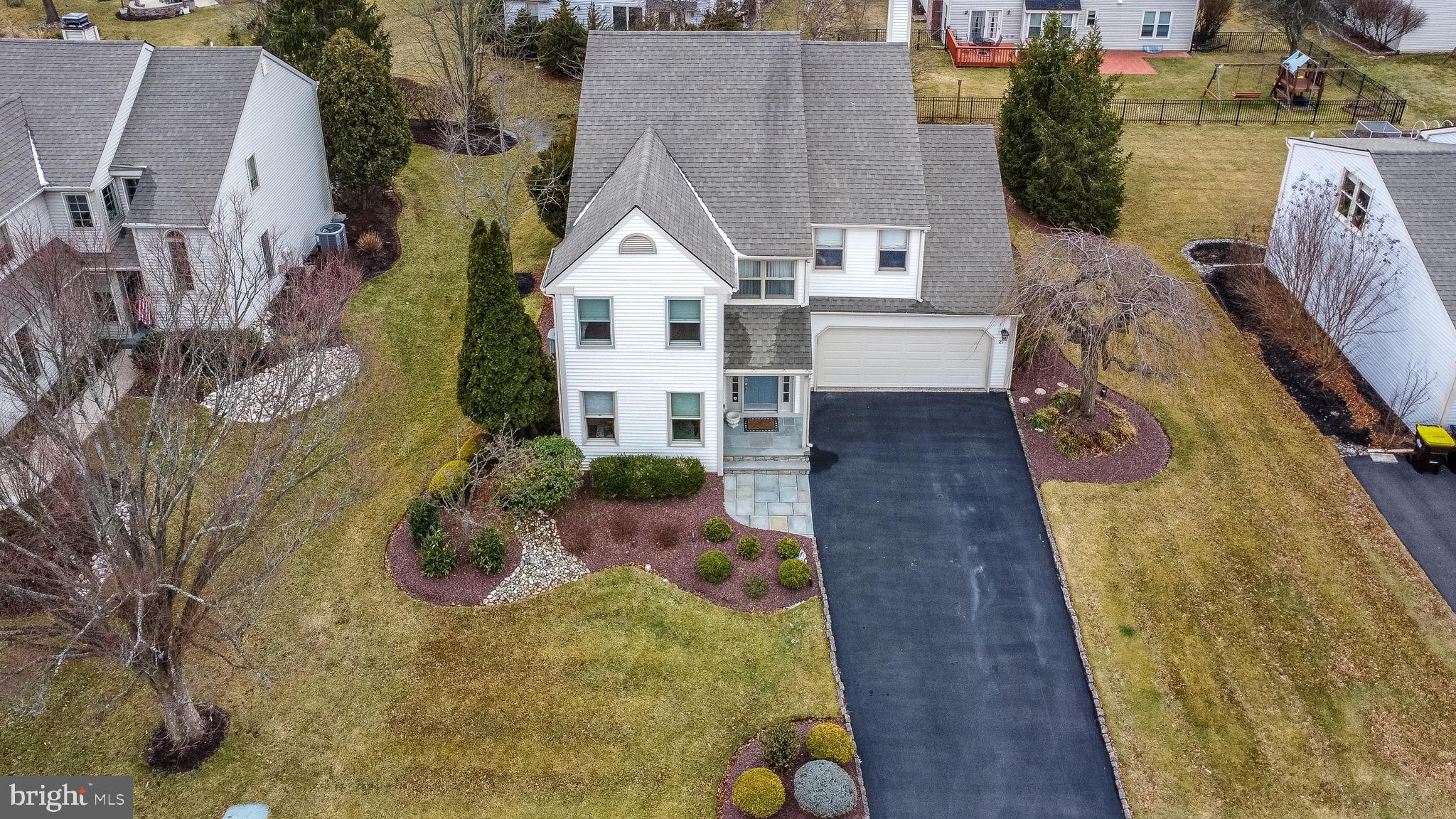 CROWN POINTE - Residential