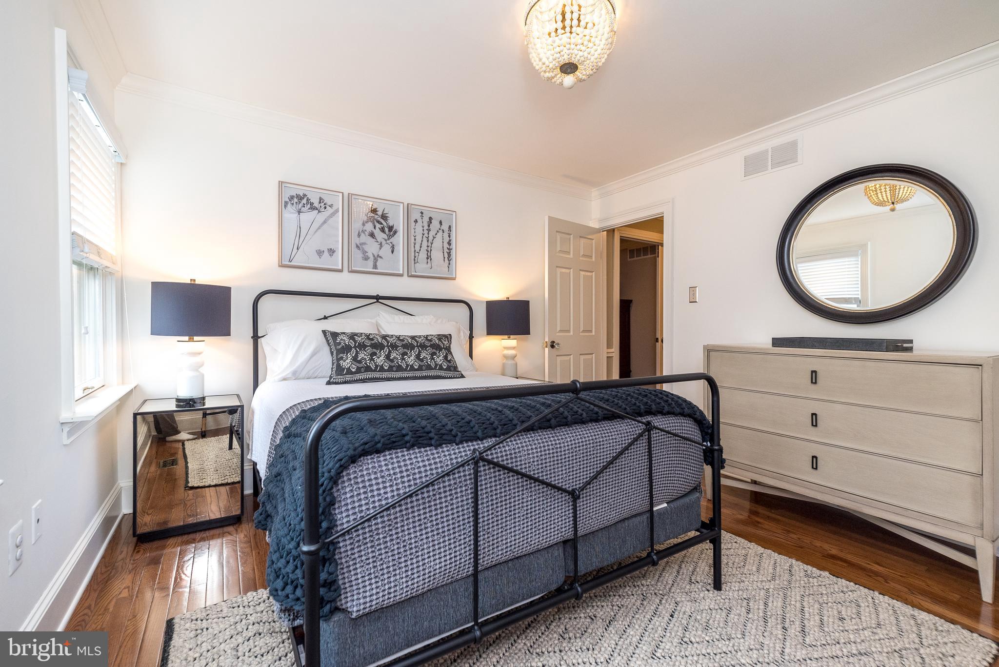 CROWN POINTE - Residential