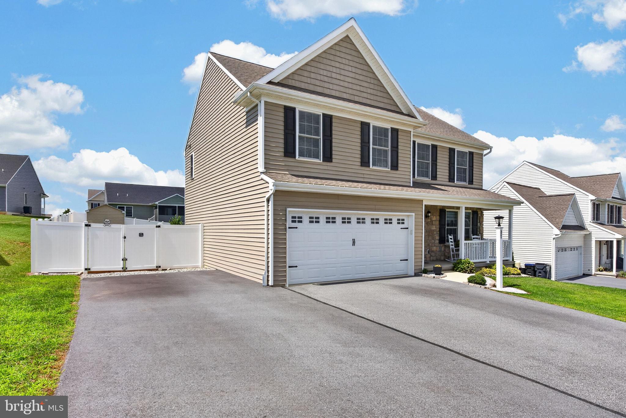 321 DARLINGTON COURT