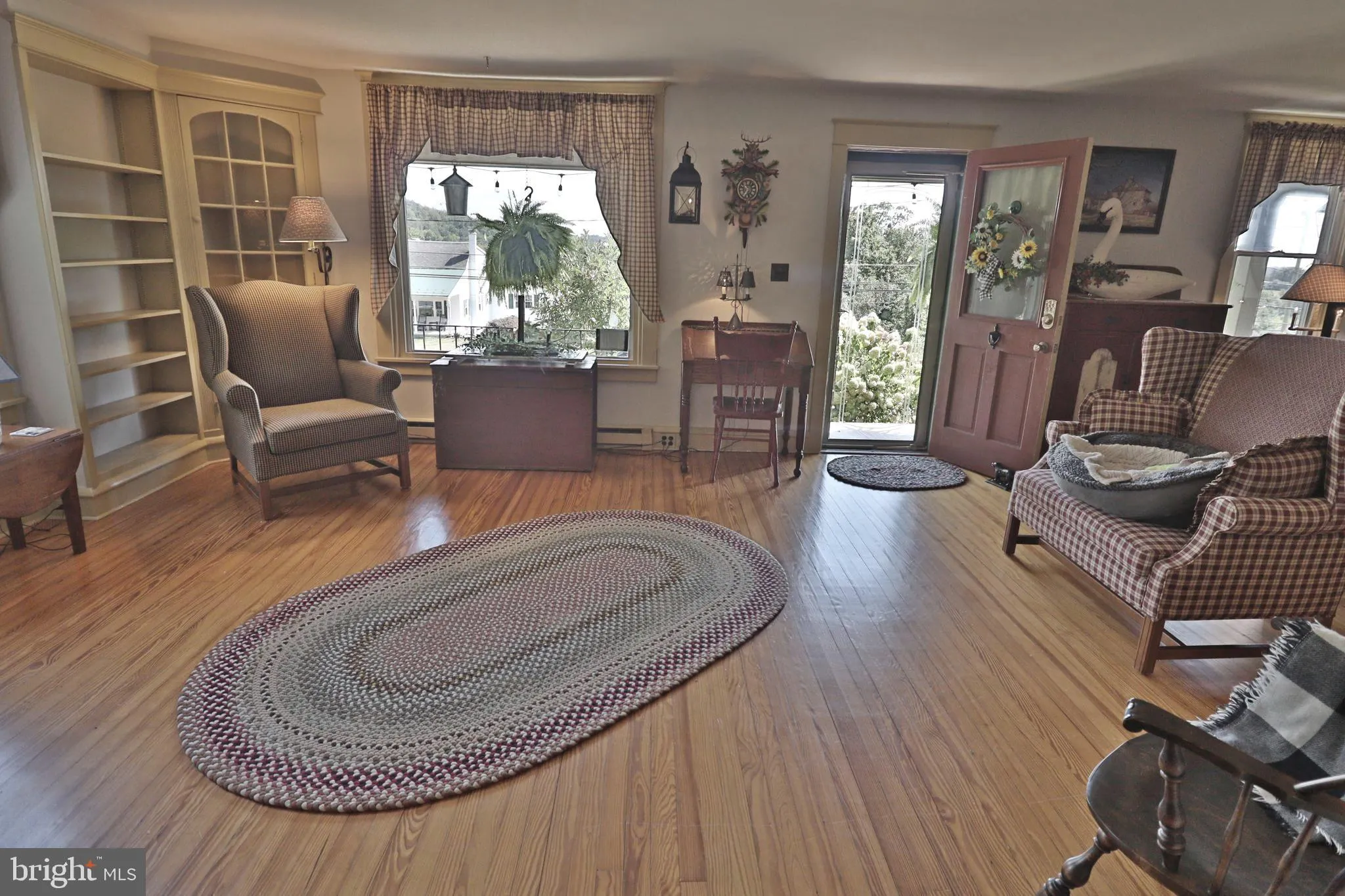 Reinholds, Pennsylvania 17569, United States, 6 Bedrooms Bedrooms, ,6 BathroomsBathrooms,Residential,Active,204343