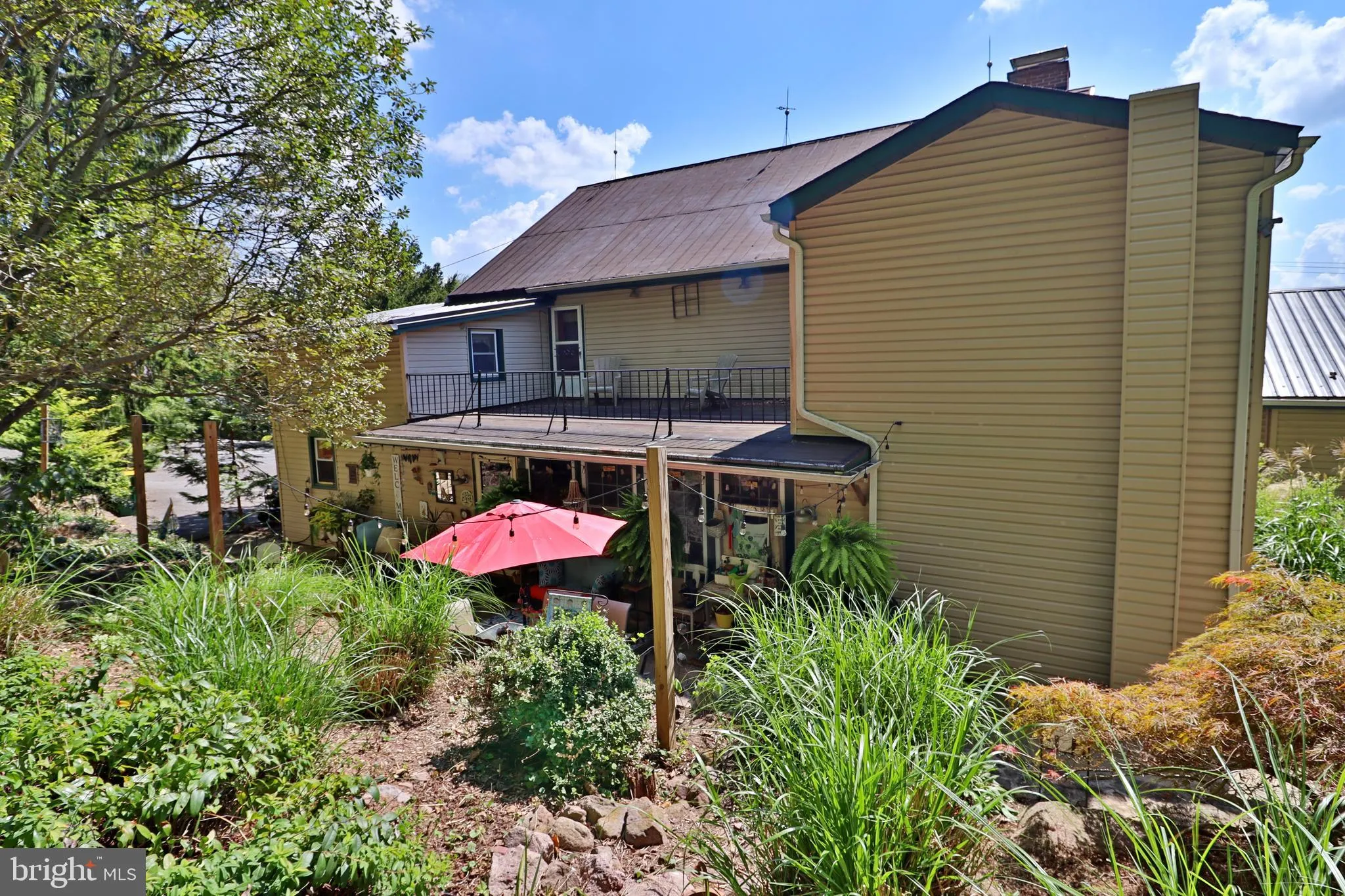 Reinholds, Pennsylvania 17569, United States, 6 Bedrooms Bedrooms, ,6 BathroomsBathrooms,Residential,Active,204343