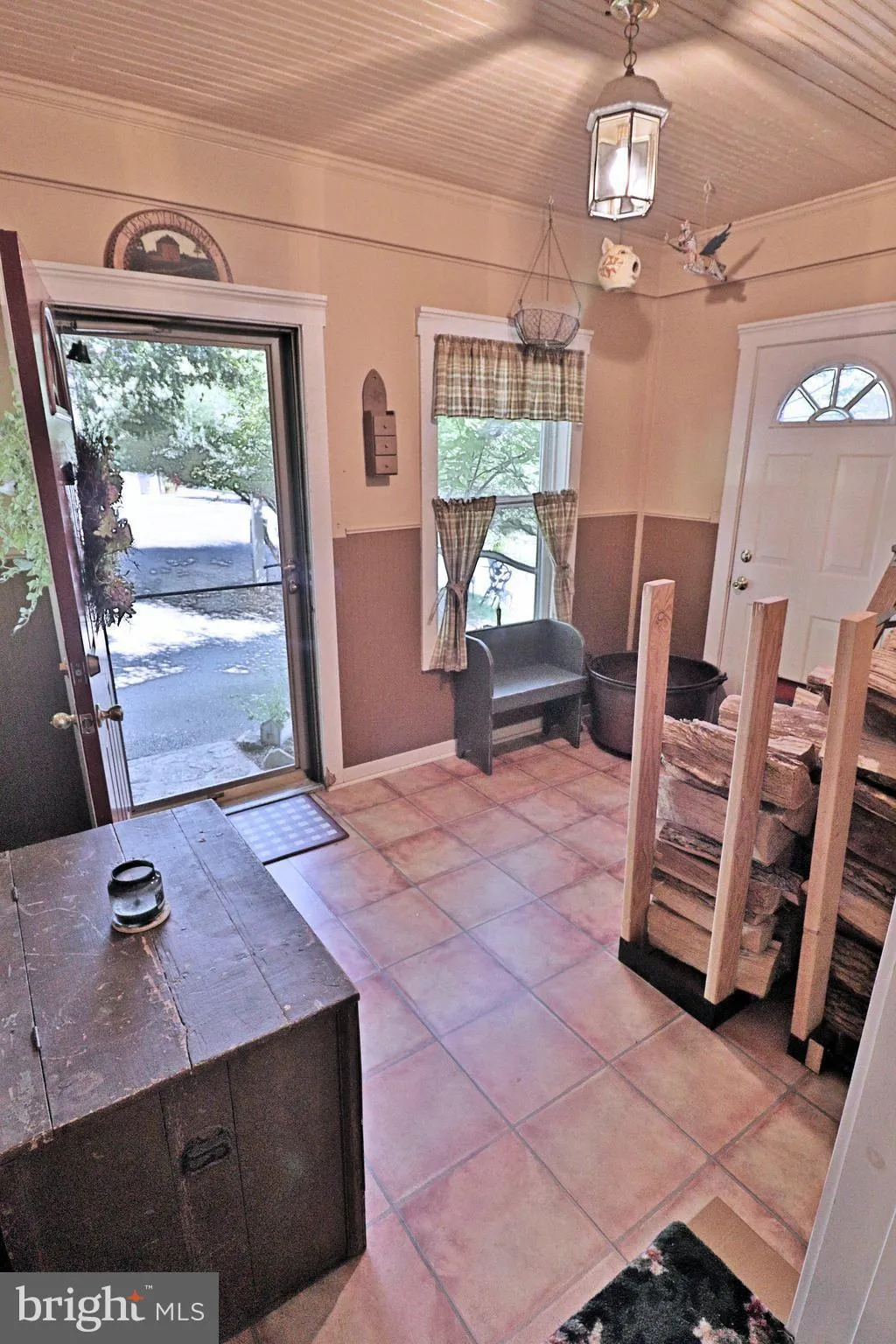 Reinholds, Pennsylvania 17569, United States, 6 Bedrooms Bedrooms, ,6 BathroomsBathrooms,Residential,Active,204343