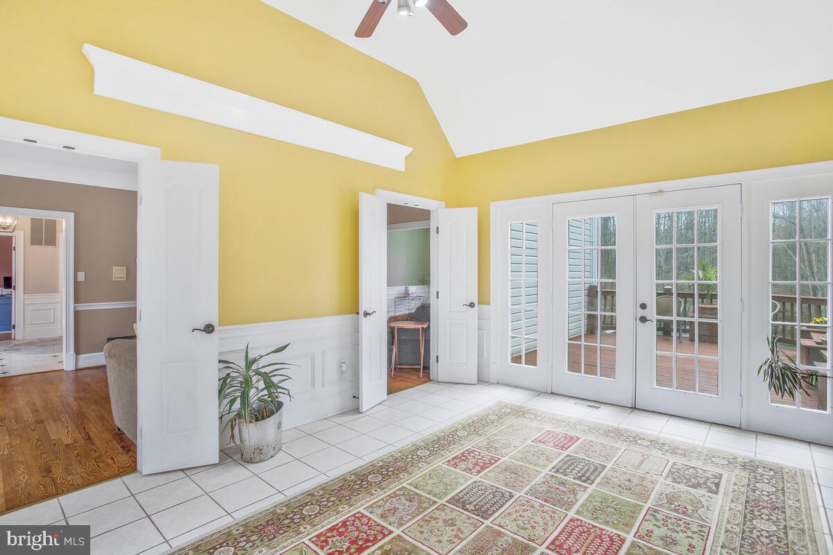 LYONS CREEK HUNDRED - Residential